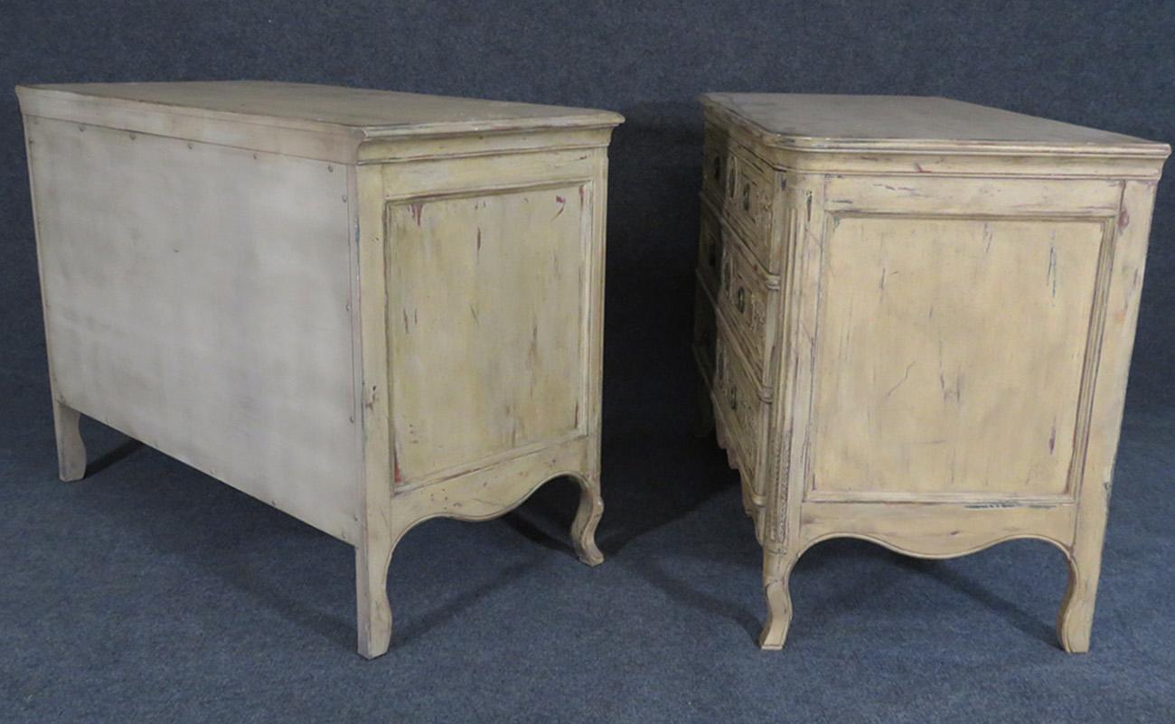 Pair Distressed Paint Decorated John Widdicomb Louis XV Carved Commodes Dressers 5