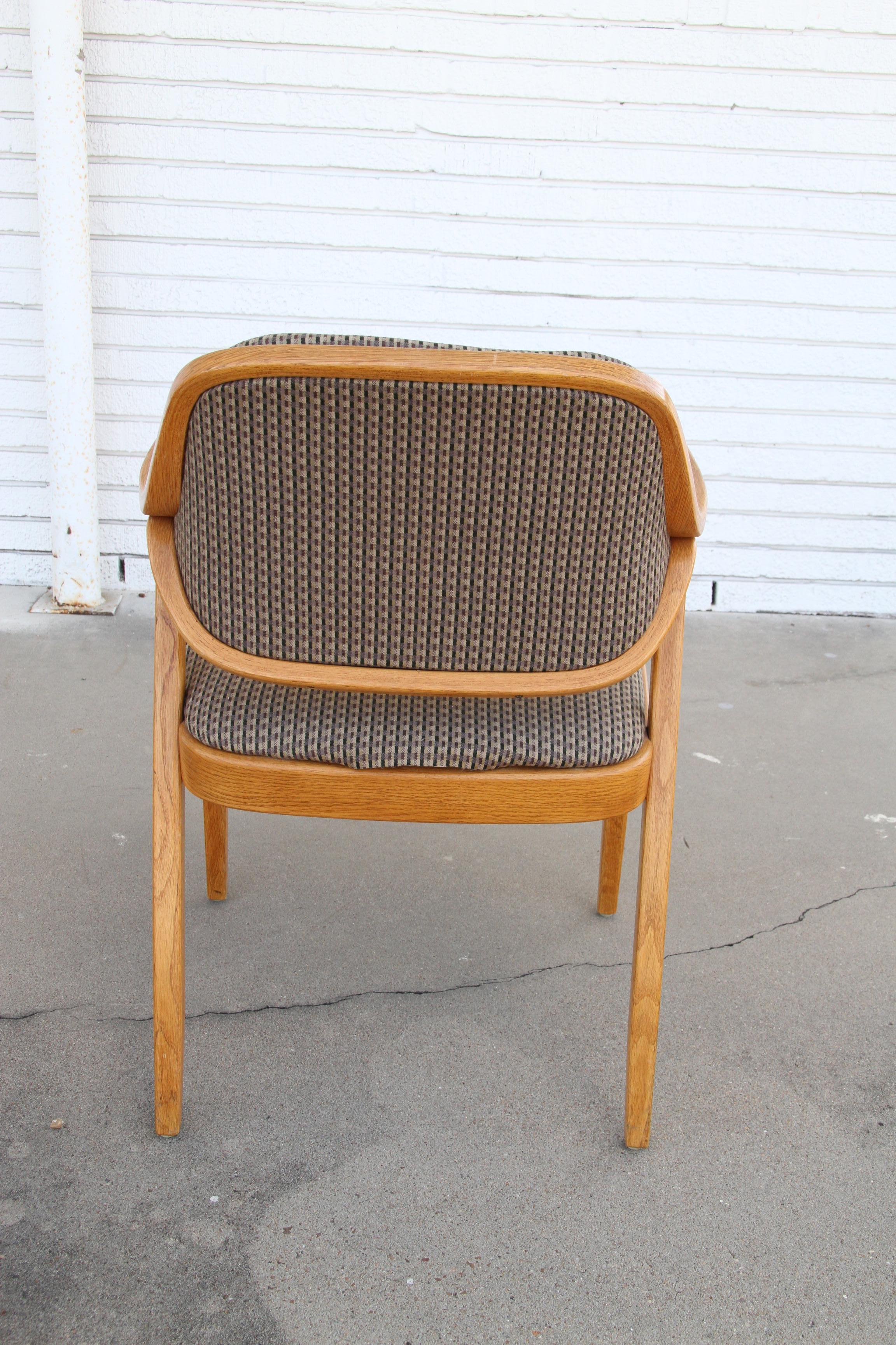 Pair Don Pettit for Knoll #1105 Armchairs In Good Condition For Sale In Pasadena, TX
