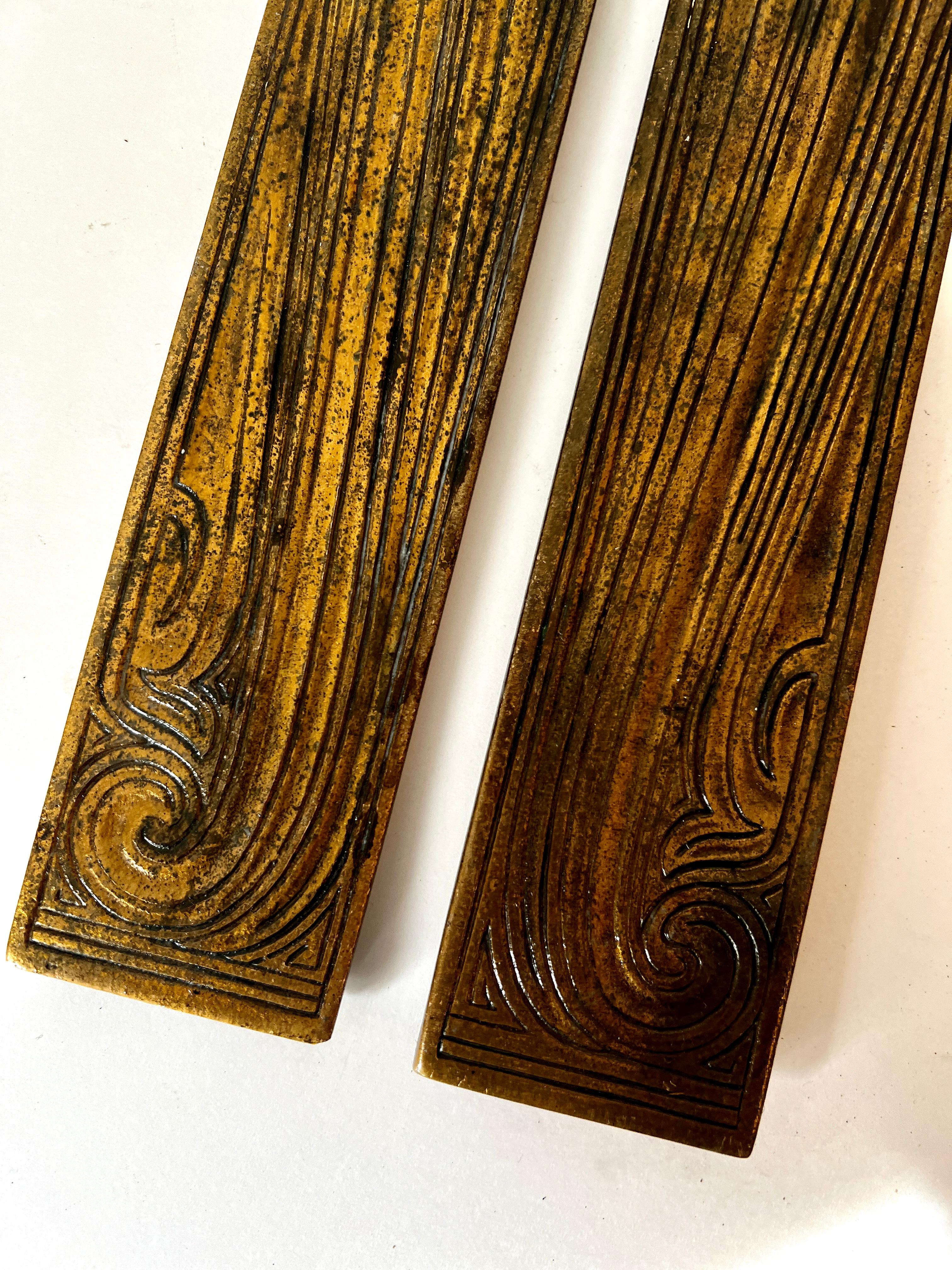 Oro Coppia di blotter da scrivania in bronzo dorato con motivo cinese 1751 Tiffany New York in vendita
