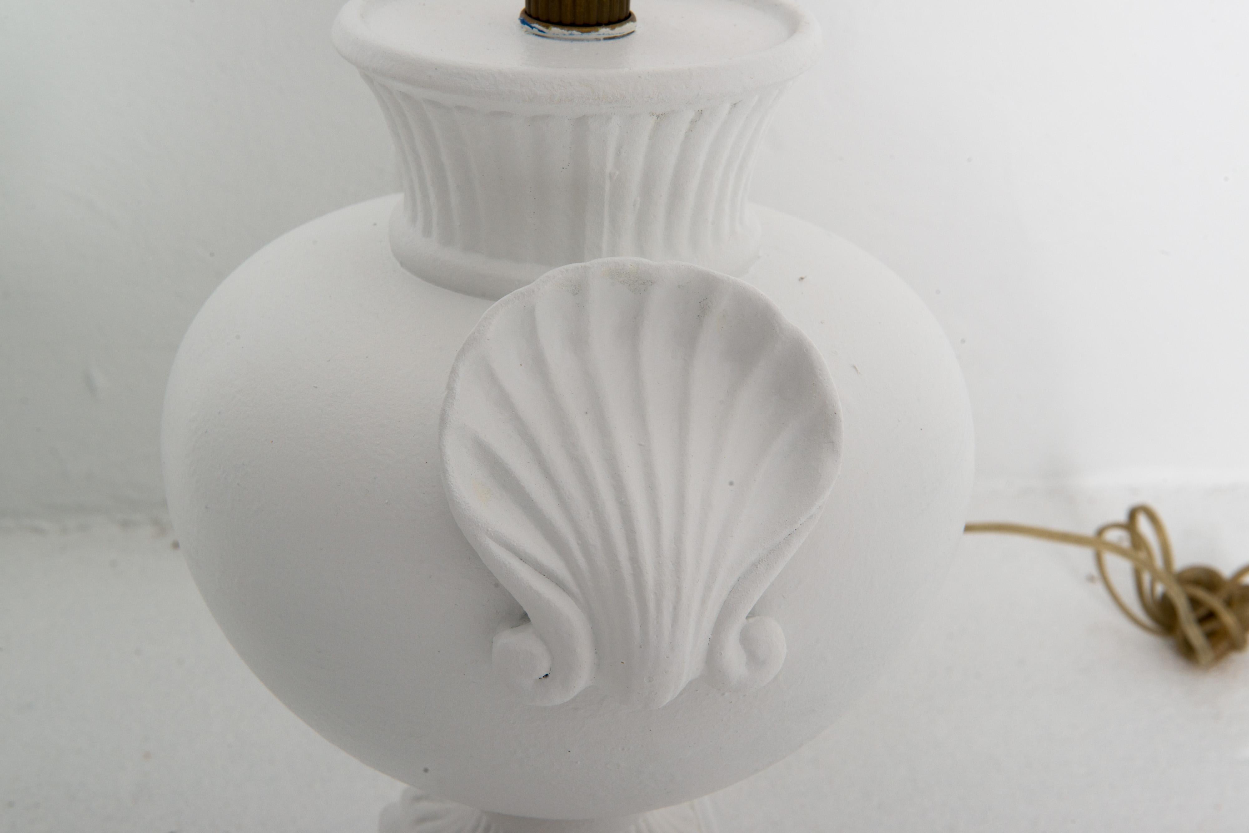 Pair Dorothy Draper style Bulbous Urn Lamps with Shell Detail For Sale 1