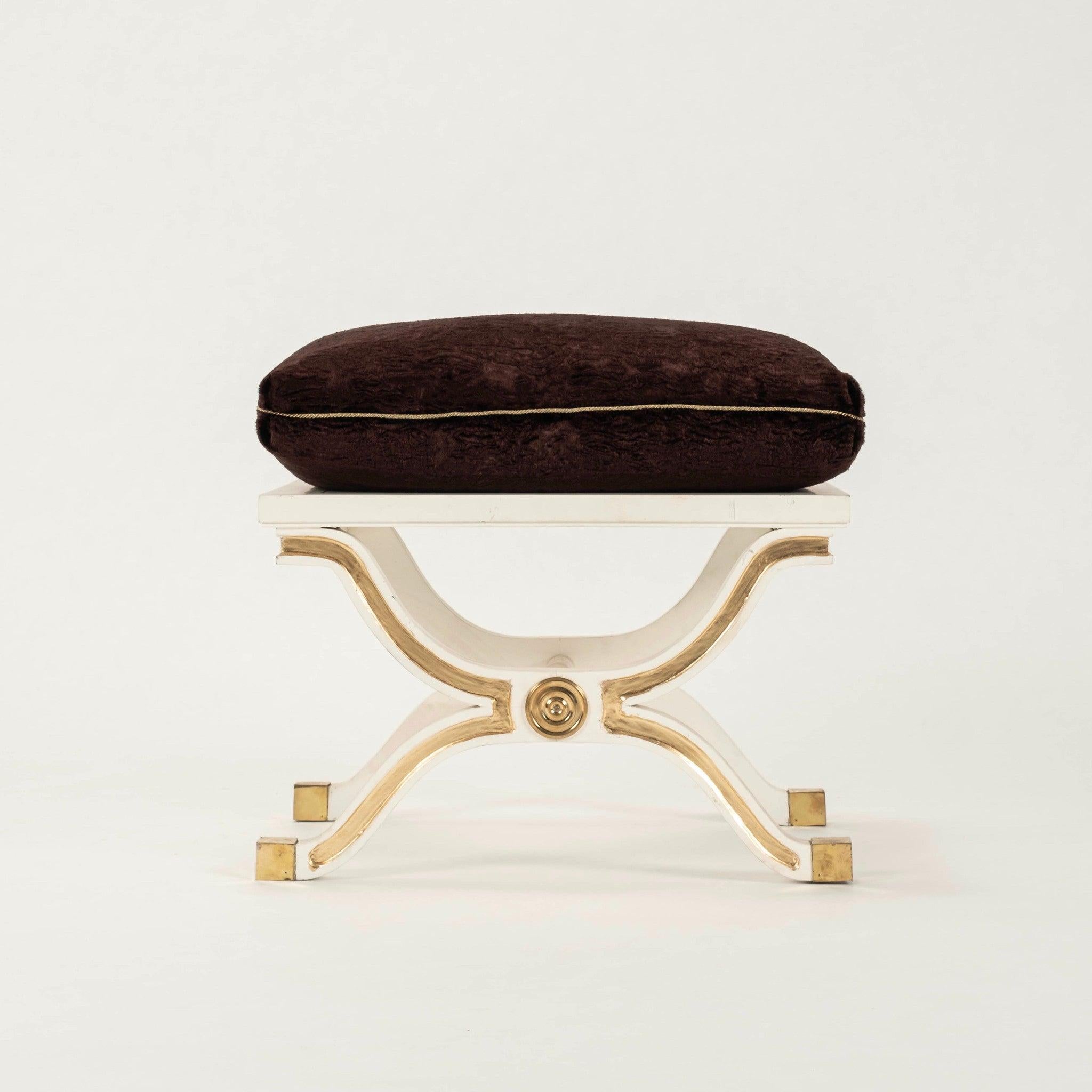 Mohair Pair Dorothy Draper White Gold Gilt España Curule Benches for Heritage Henredon For Sale