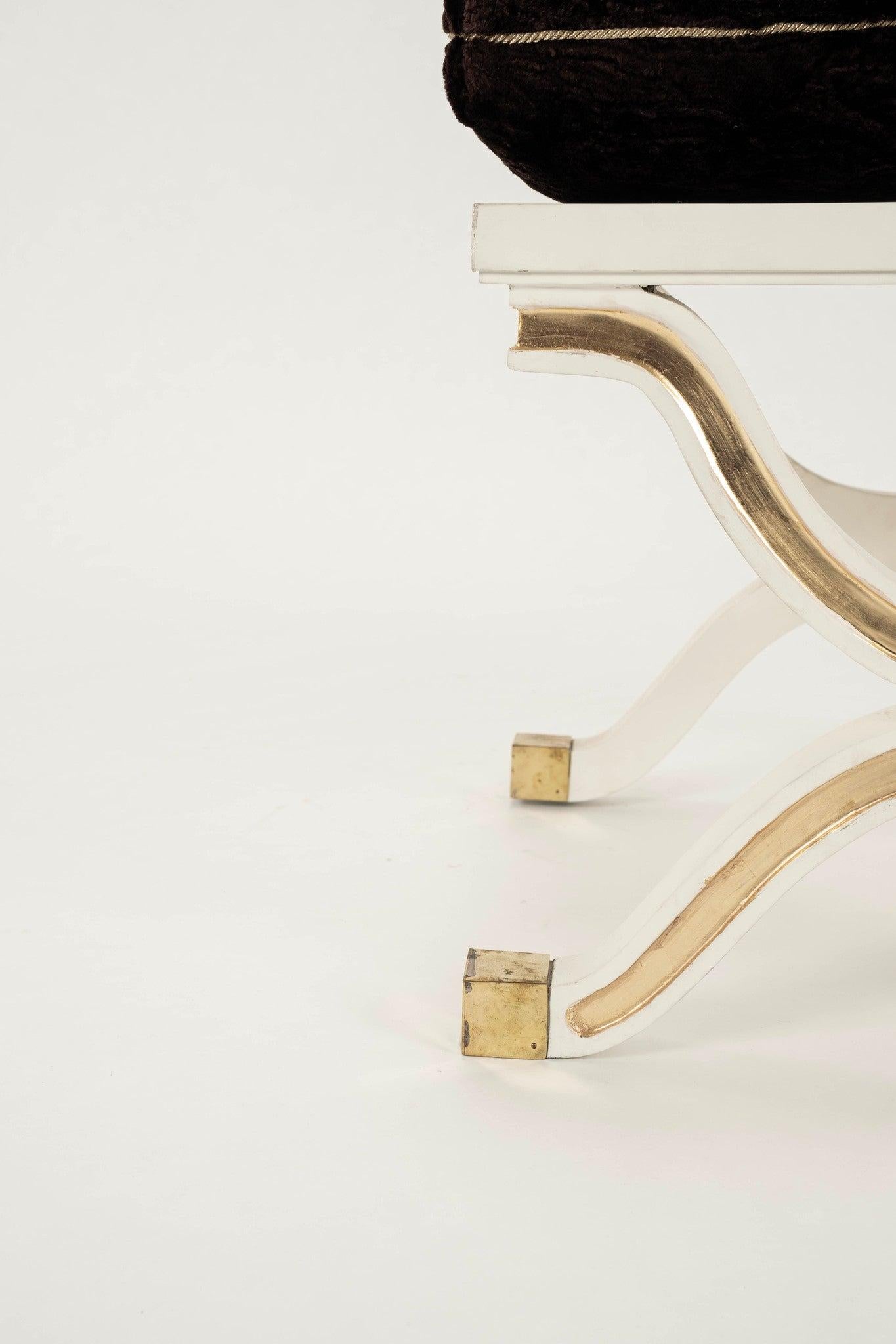 Pair Dorothy Draper White Gold Gilt España Curule Benches for Heritage Henredon For Sale 2