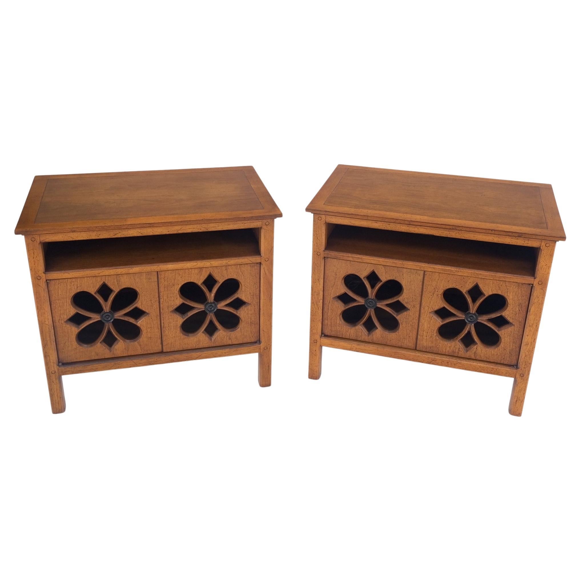 Pair Double Door Pierced Carved Doors Compartment Night Stands End Tables Mint