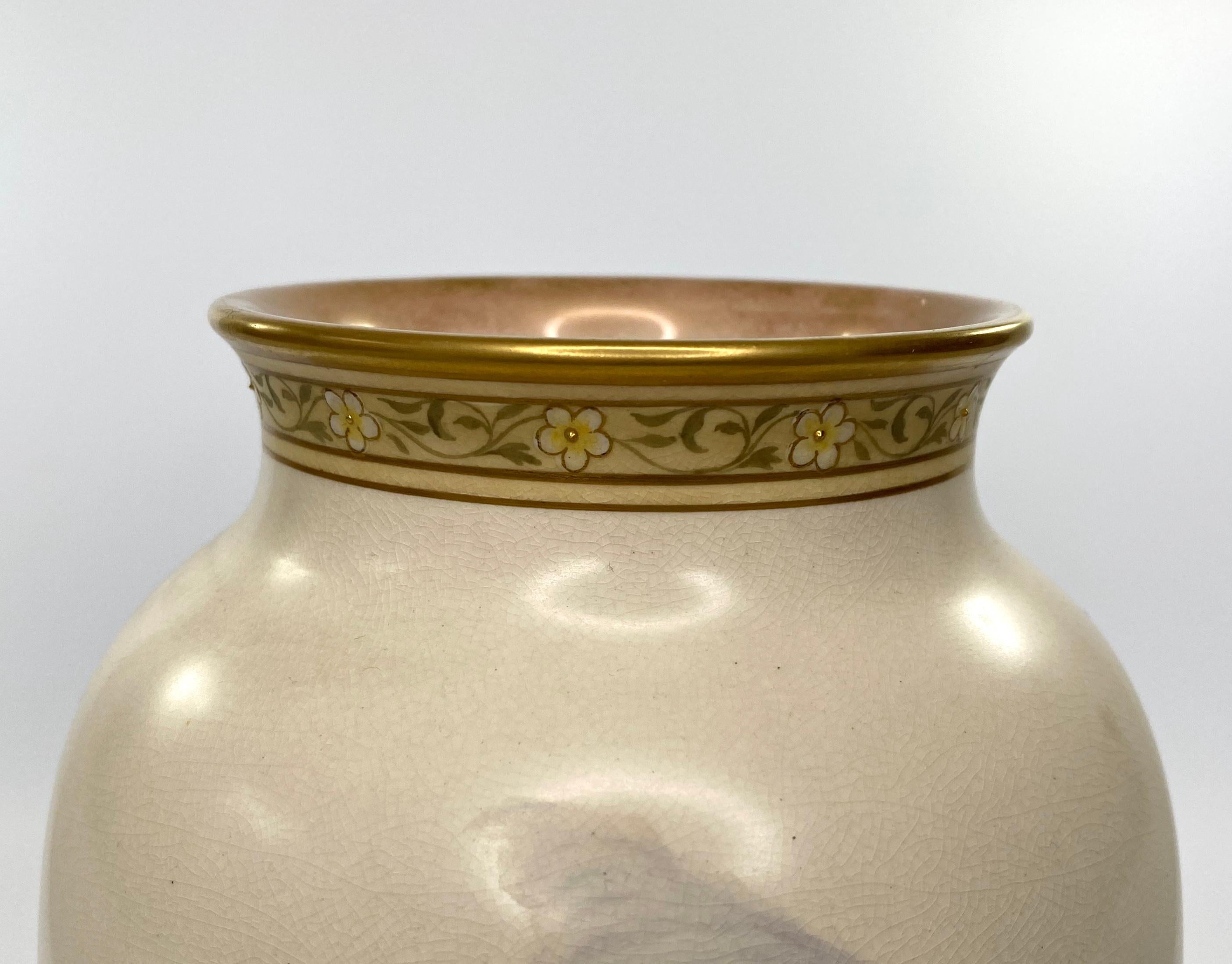 Pareja de jarrones de loza Doulton Lambeth. J.P. Hewitt, hacia 1885 en venta 2