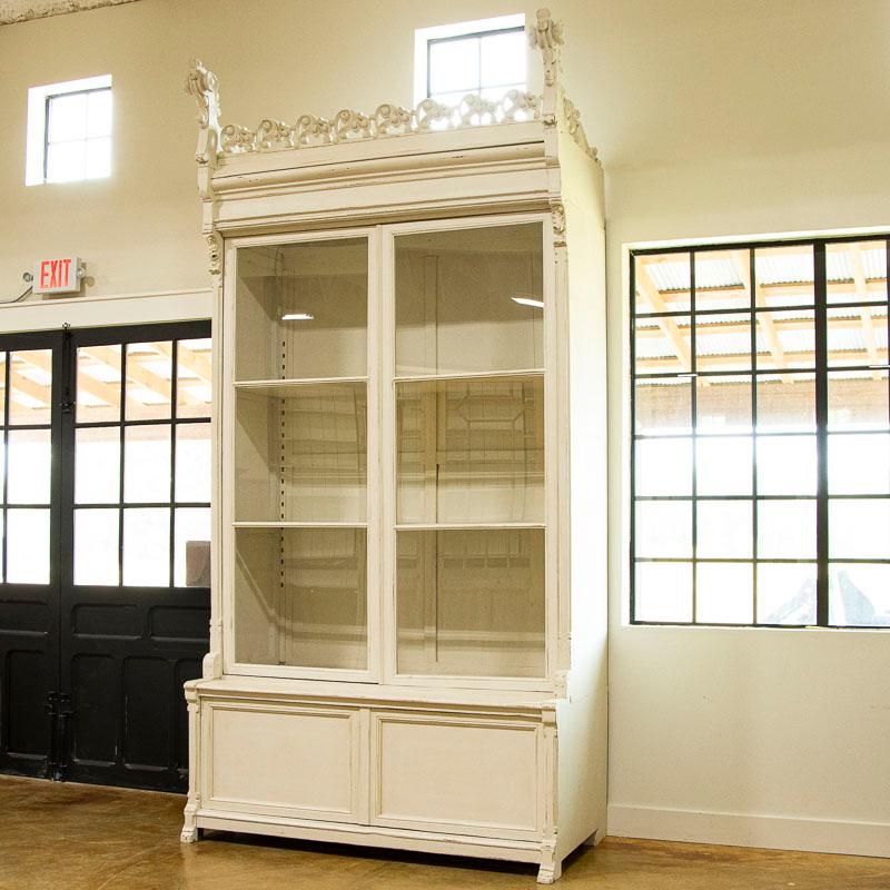 large display cabinets