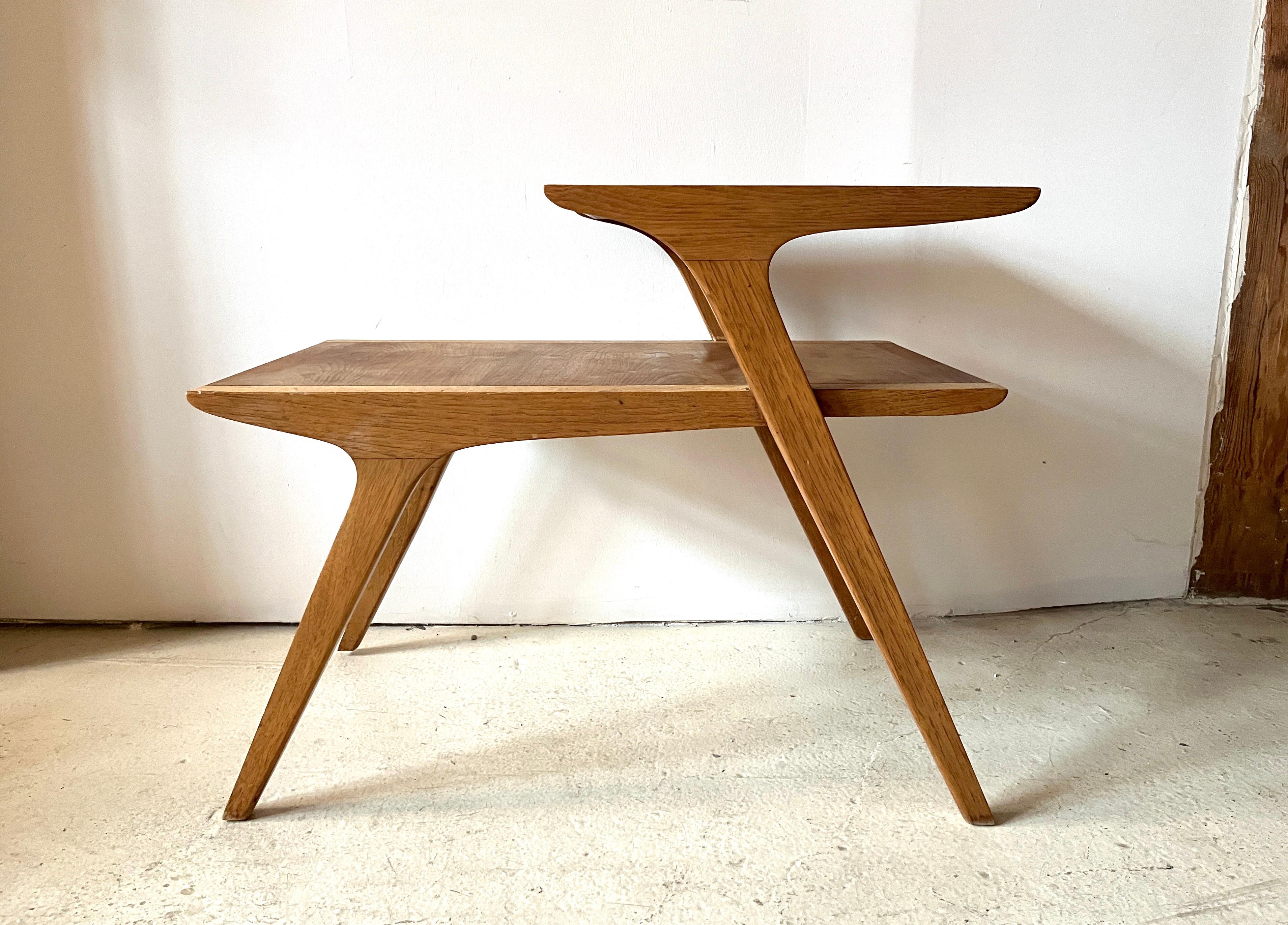 Ein Paar Drexel Profile Mid-Century Modern Step Beistelltische von John Van Koert im Angebot 10