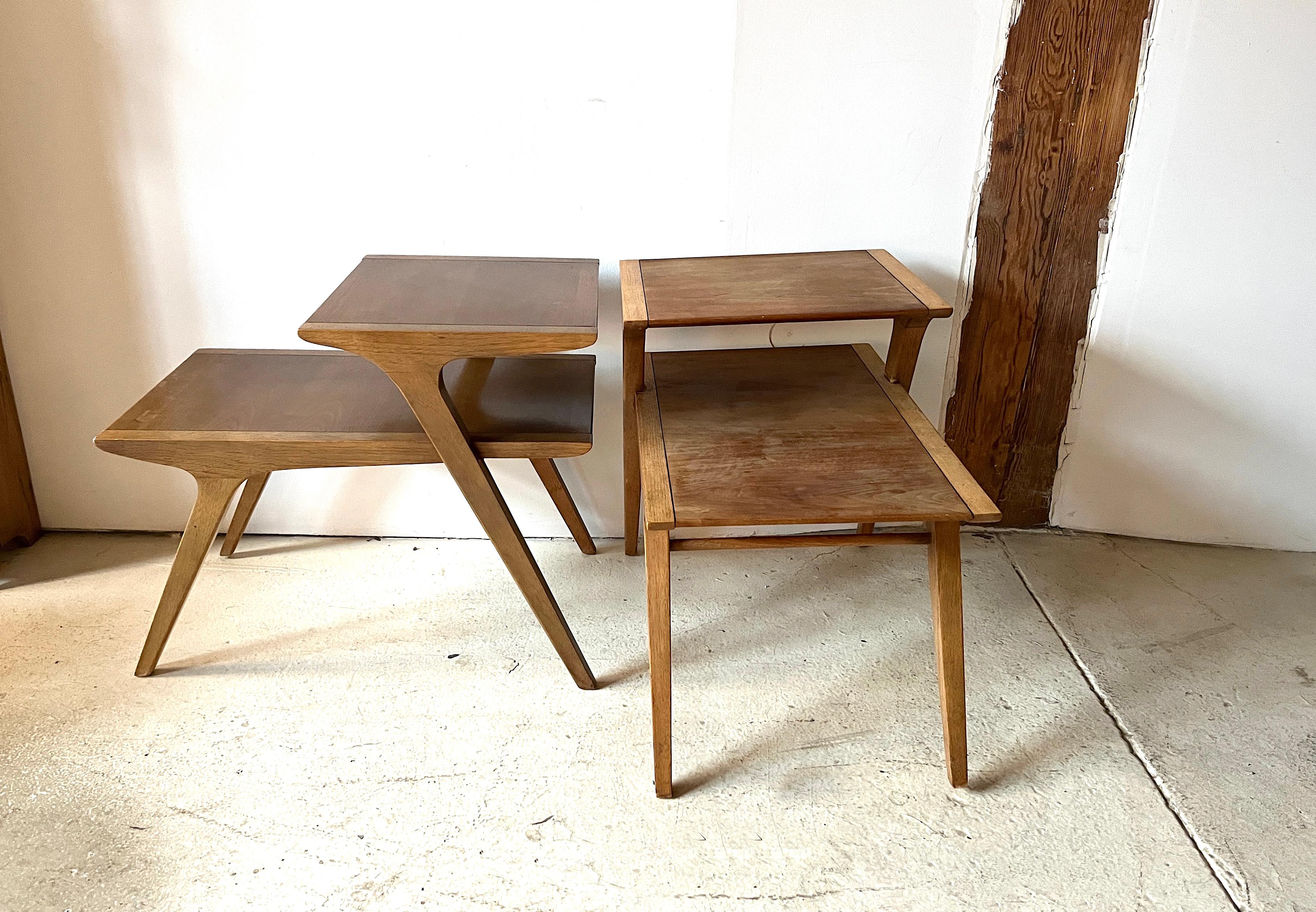 Ein Paar Drexel Profile Mid-Century Modern Step Beistelltische von John Van Koert (amerikanisch) im Angebot