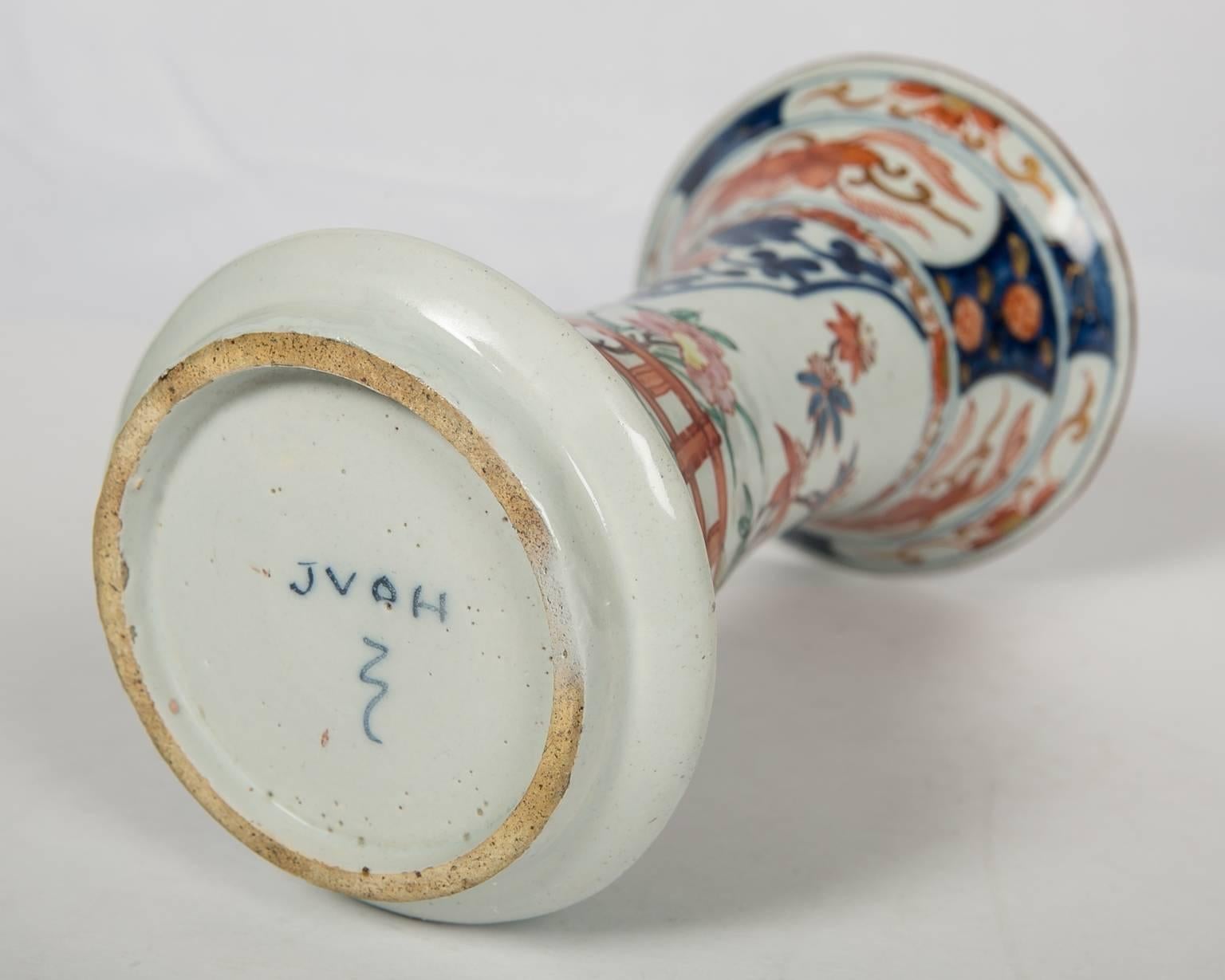 Pair of Dutch Delft Vases in Imari Style Colors 4