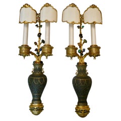 Coppia di E. F. A Caldwell in bronzo e pietre semipreziose in stile cinese
