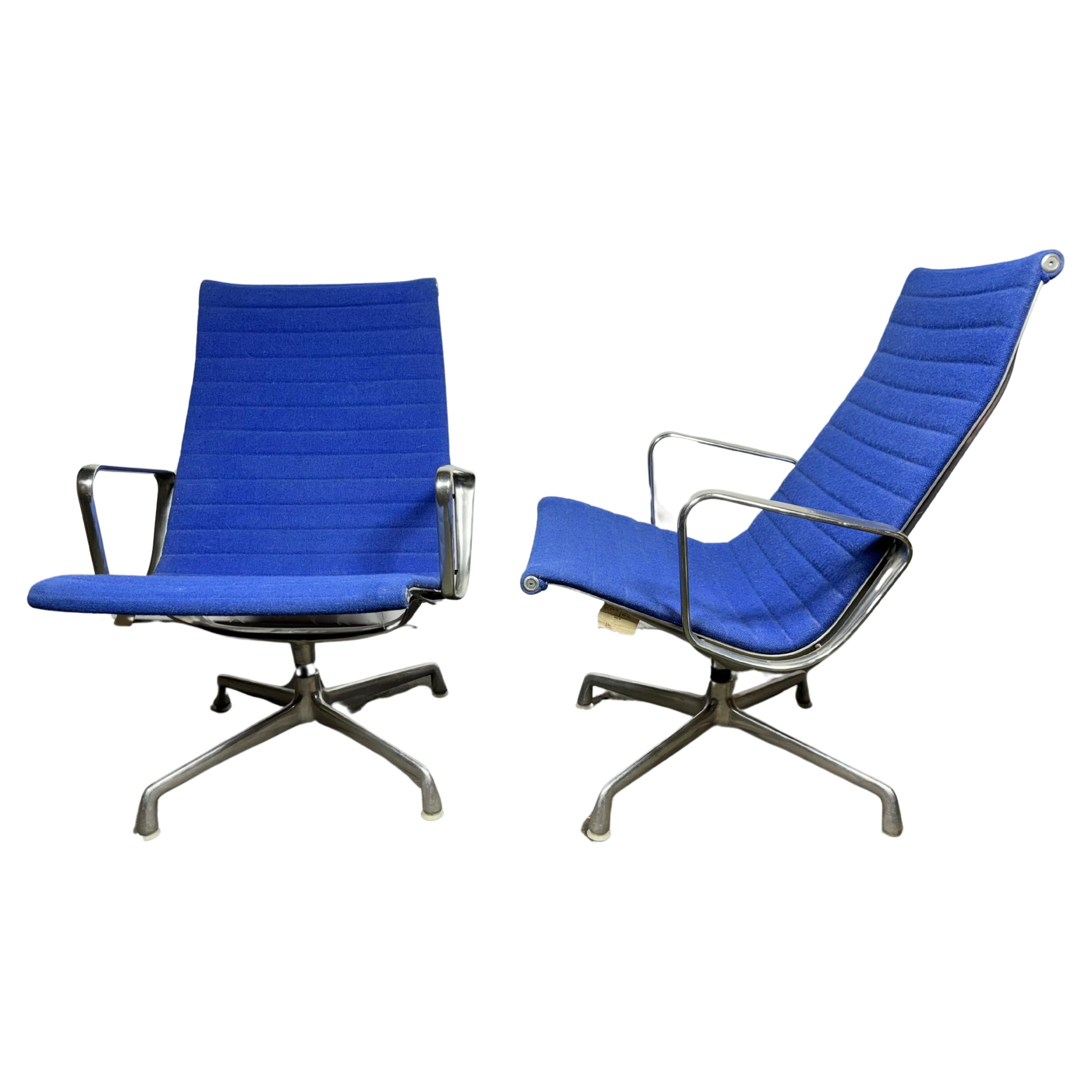 Pair Eames / Herman Miller Aluminum Group EA116 Swivel Lounge Chairs For Sale