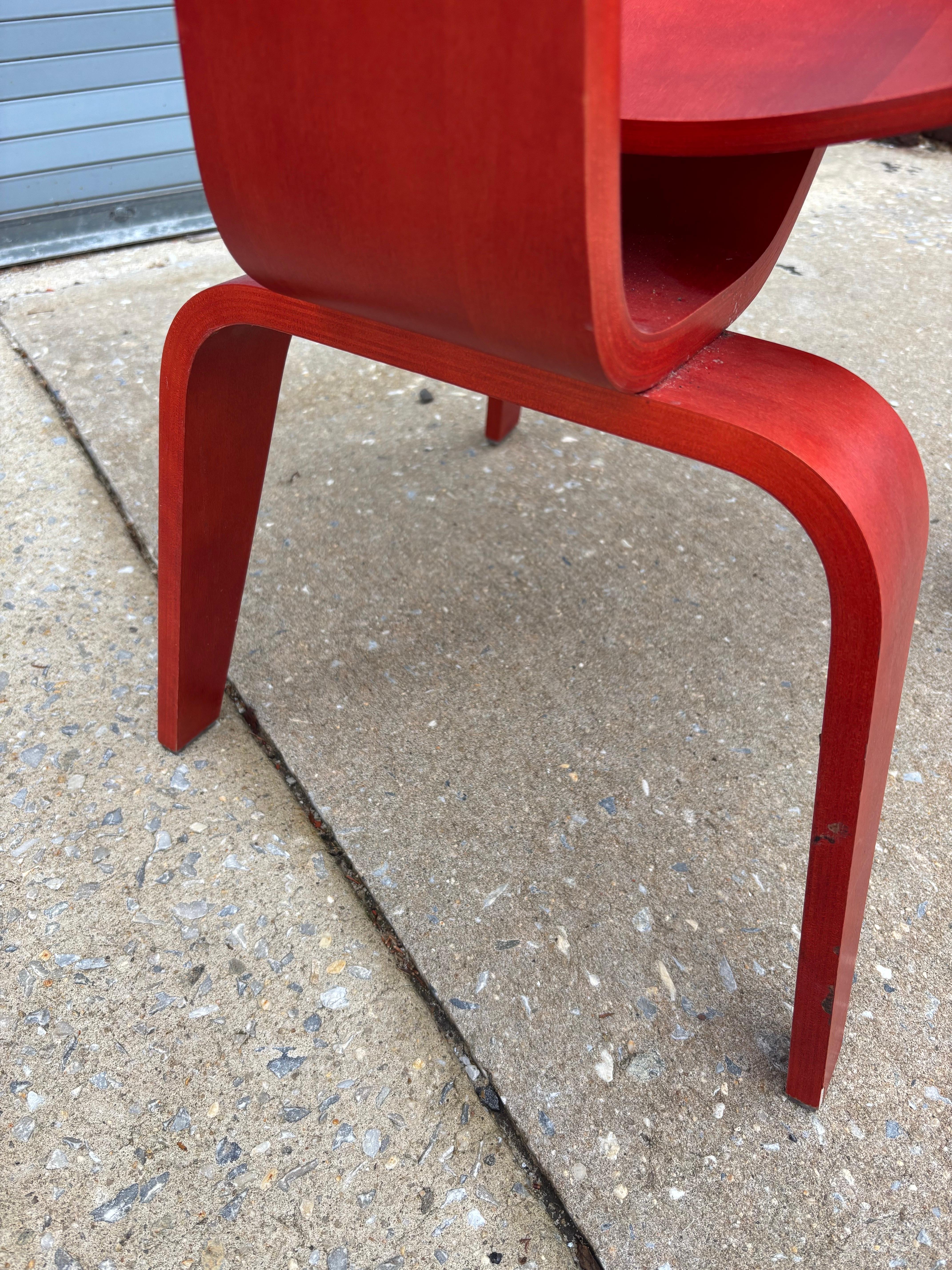 Paar Eames Red DCW's für Herman Miller im Zustand „Gut“ im Angebot in Philadelphia, PA
