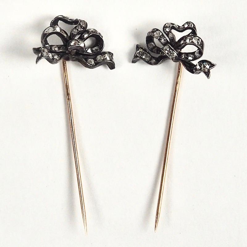 Pair of Early 1900s French Gold and Diamond Pins 3