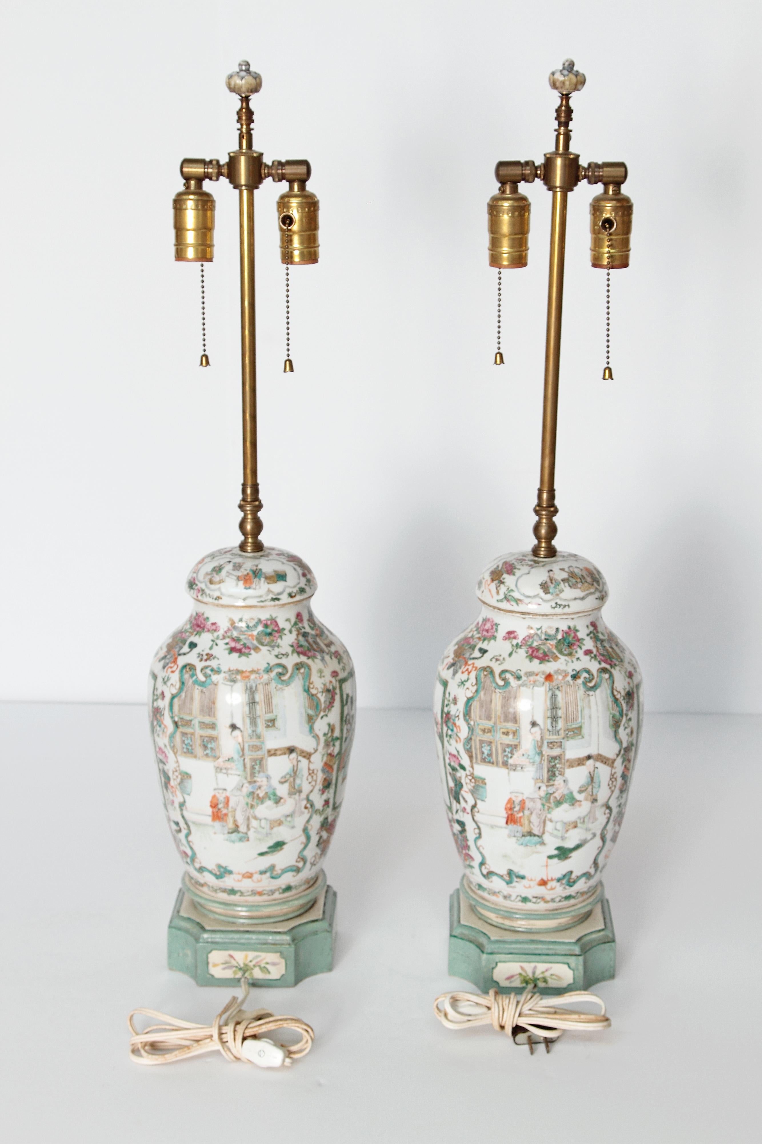 Chinese Export Pair of Early 19th Century Chinese Porcelain Lidded Jars as Lamps
