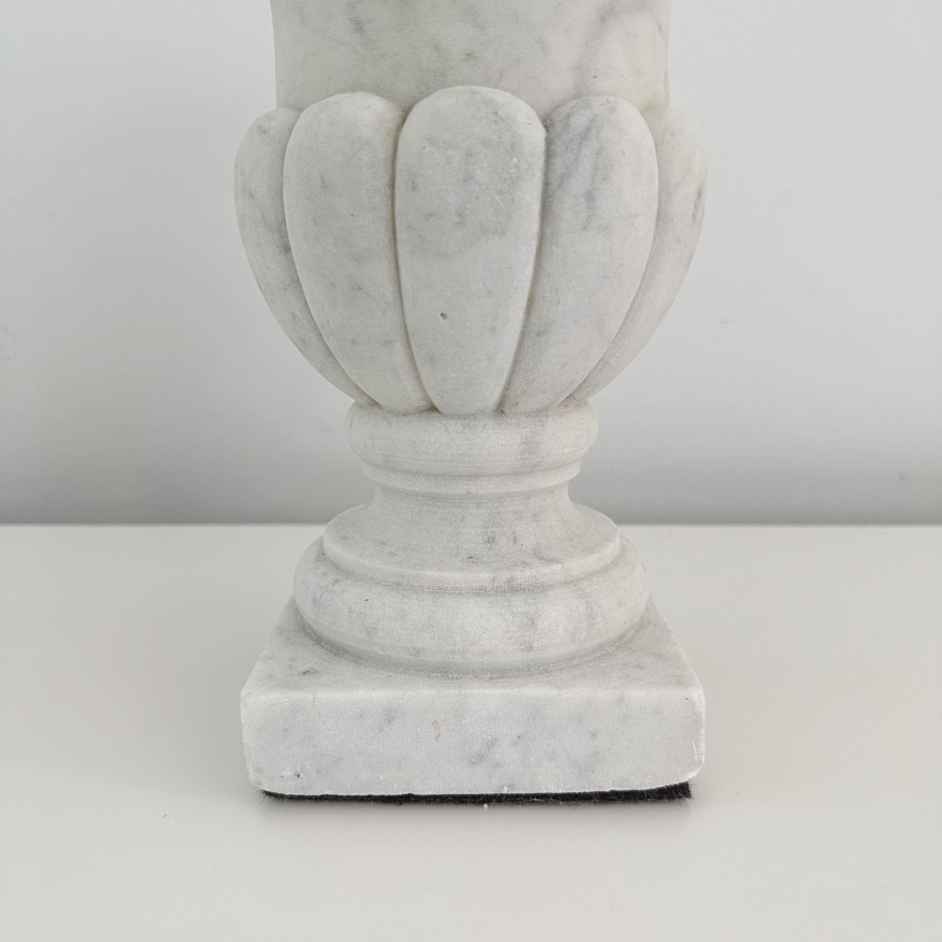 Hand-Carved Pair Early 20th Century Neoclassical Miniature Marble Urns