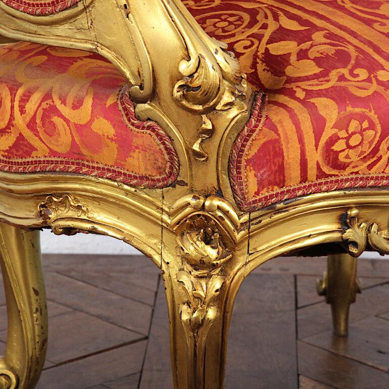 Pair of Early 20th Century Carved Gilt Louis XV Armchairs In Good Condition In Vancouver, British Columbia