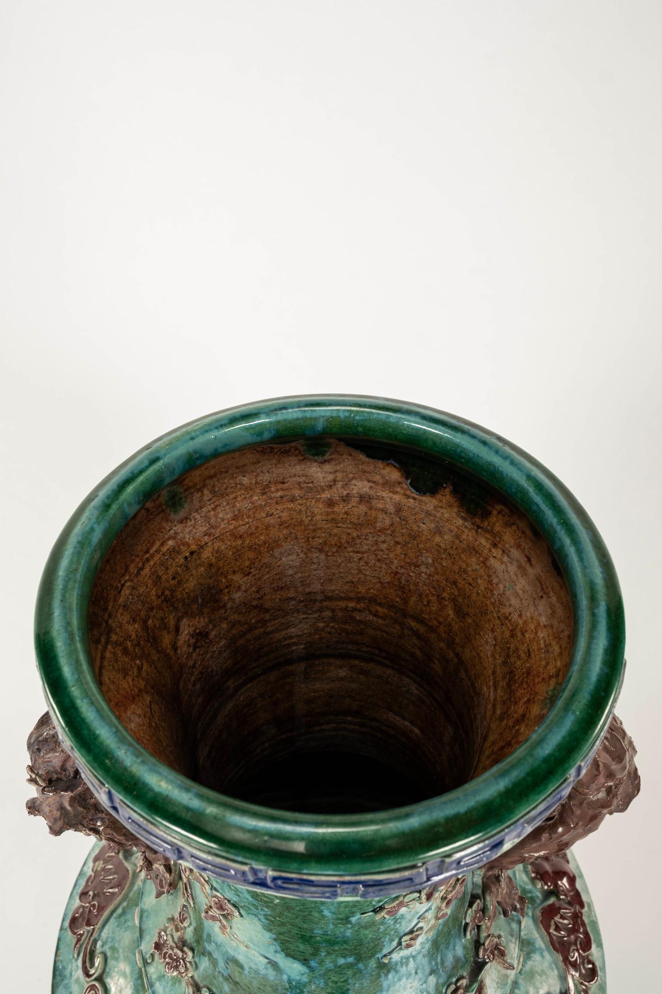 Paire de vases chinois Shiwan émaillés turquoise du début du 20e siècle en vente 7