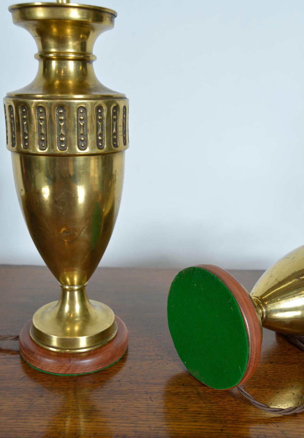 Pair Early 20th Century French Art Nouveau Style Brass Urn Vase Table Lamps For Sale 3