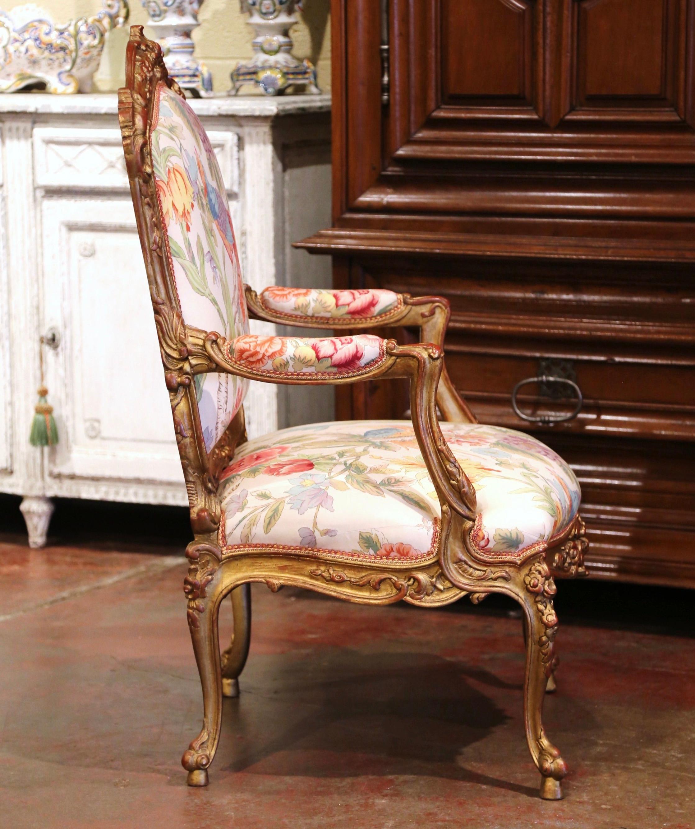 Pair Early 20th Century French Louis XV Carved Gilt Painted Bergères Fauteuils 11