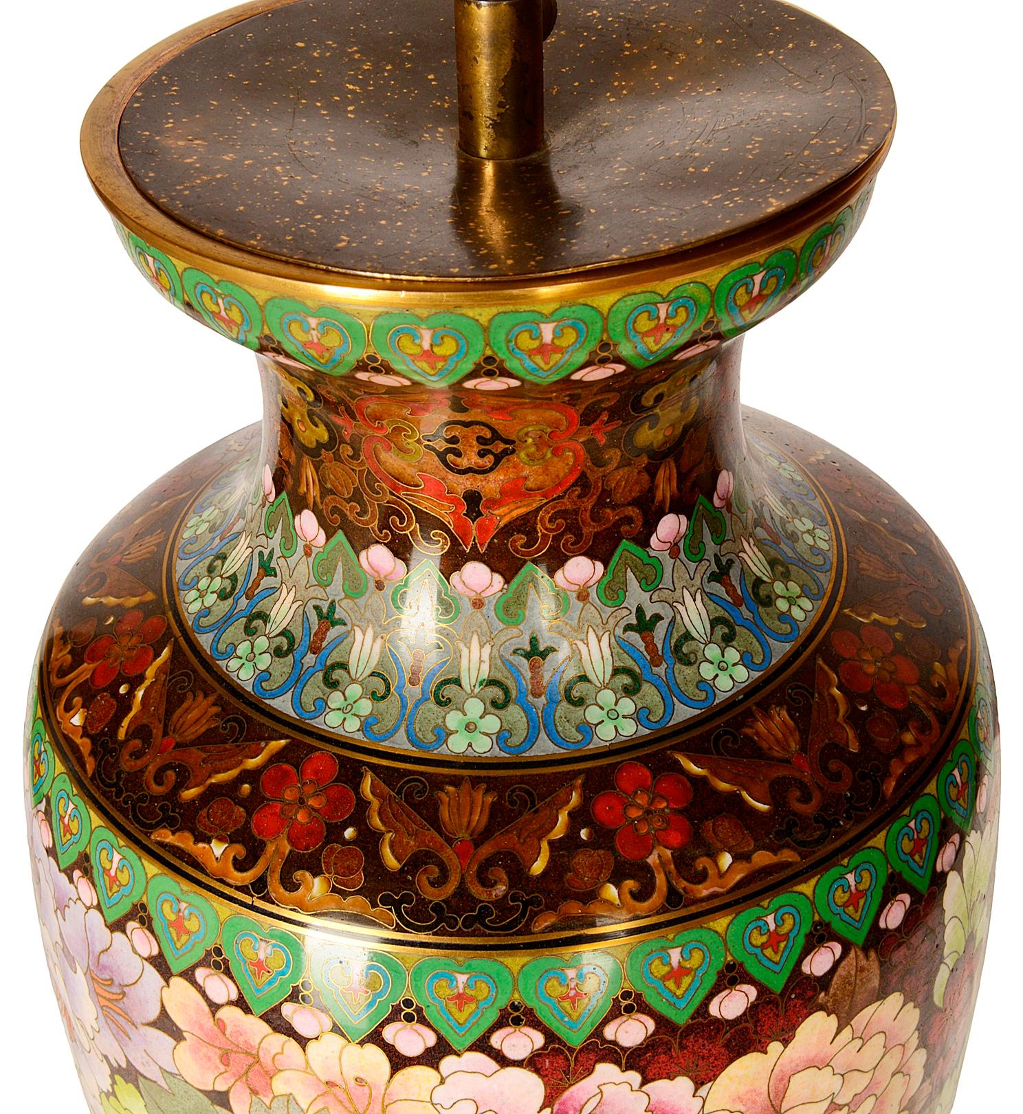 Émail Paire de vases ou lampes japonais en émail cloisonné du début du XXe siècle