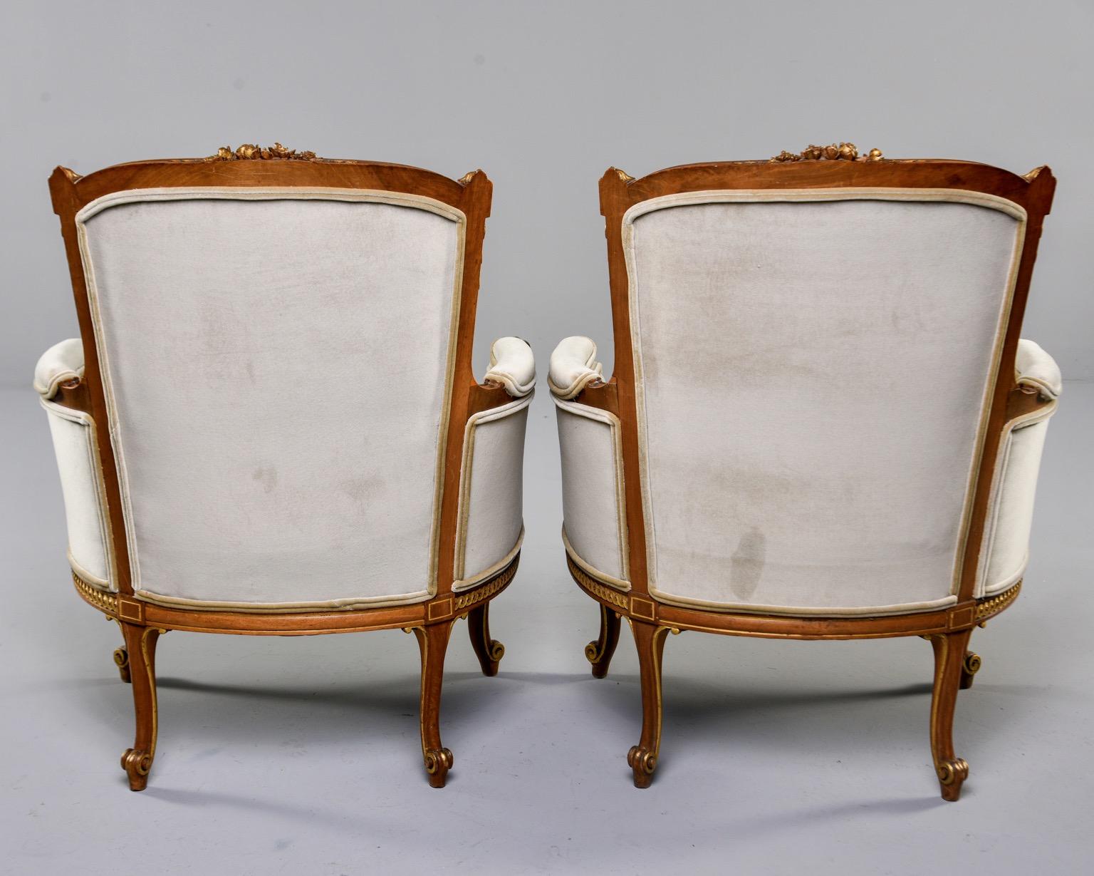 Pair of Early 20th Century Louis XV French Walnut and Gilt Chairs In Good Condition In Troy, MI