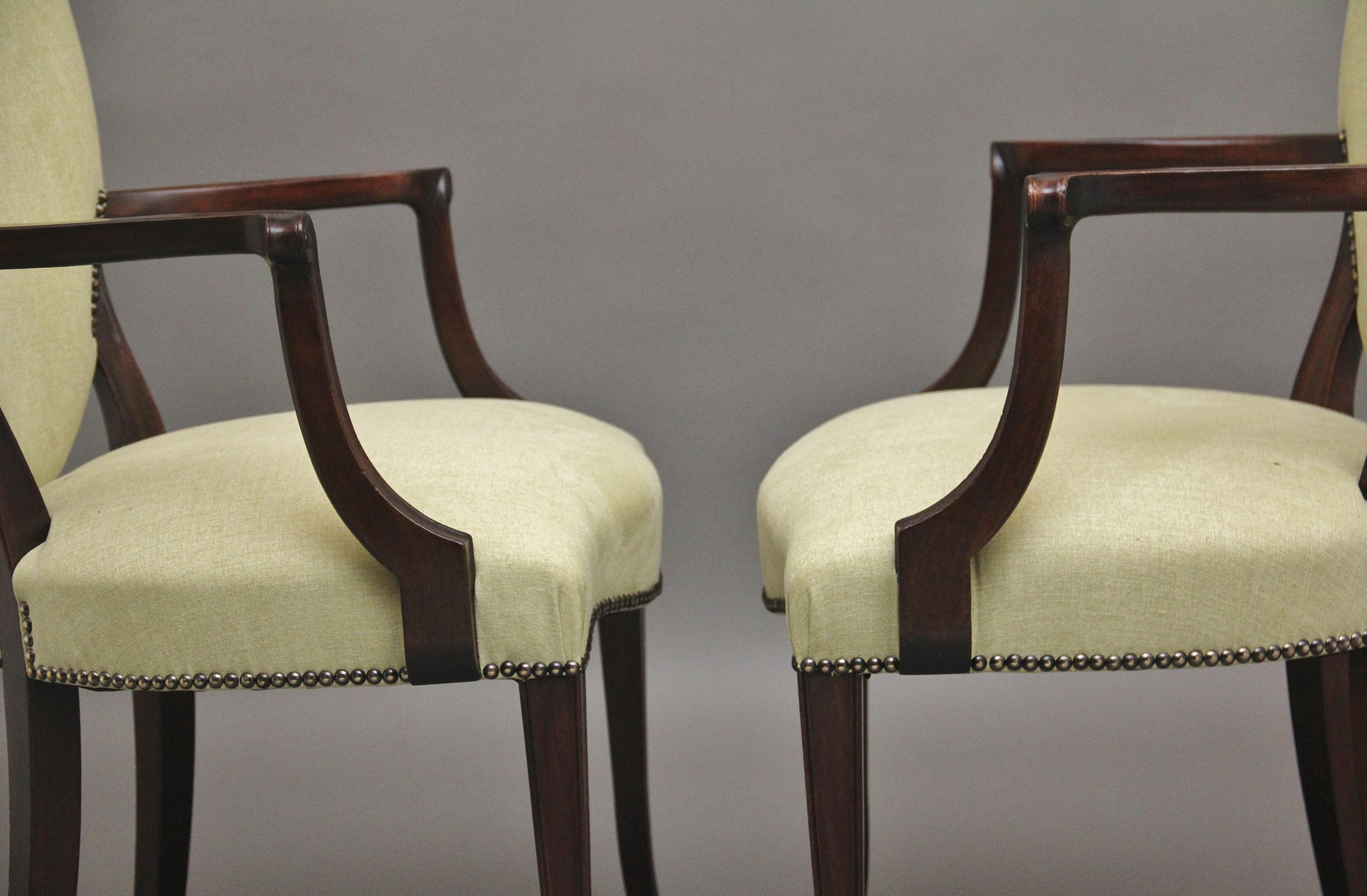 Pair early 20th Century mahogany armchairs In Good Condition For Sale In Martlesham, GB