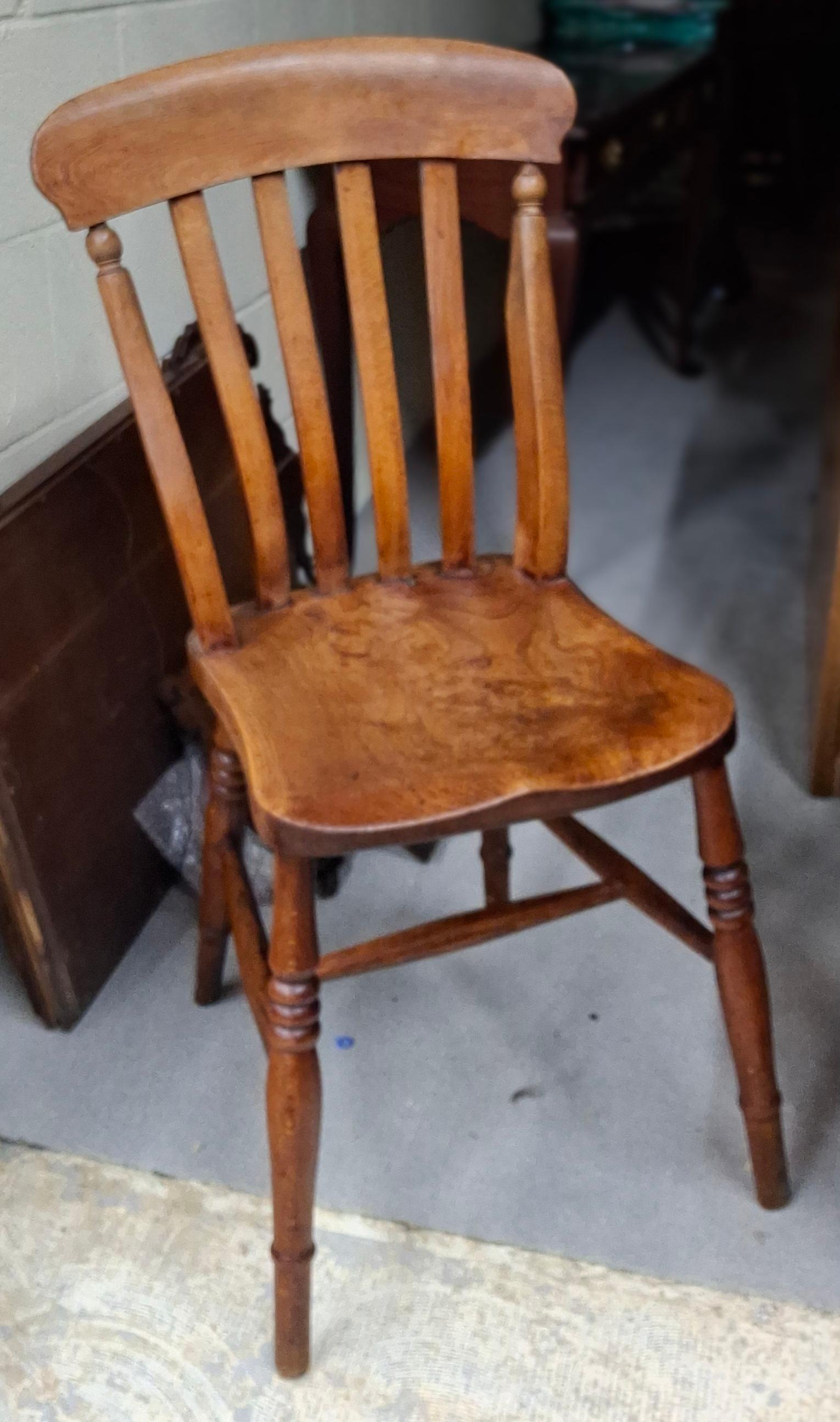 Pair Early American Stained Walnut Side Chairs, 2nd Half 19th Century im Angebot 6