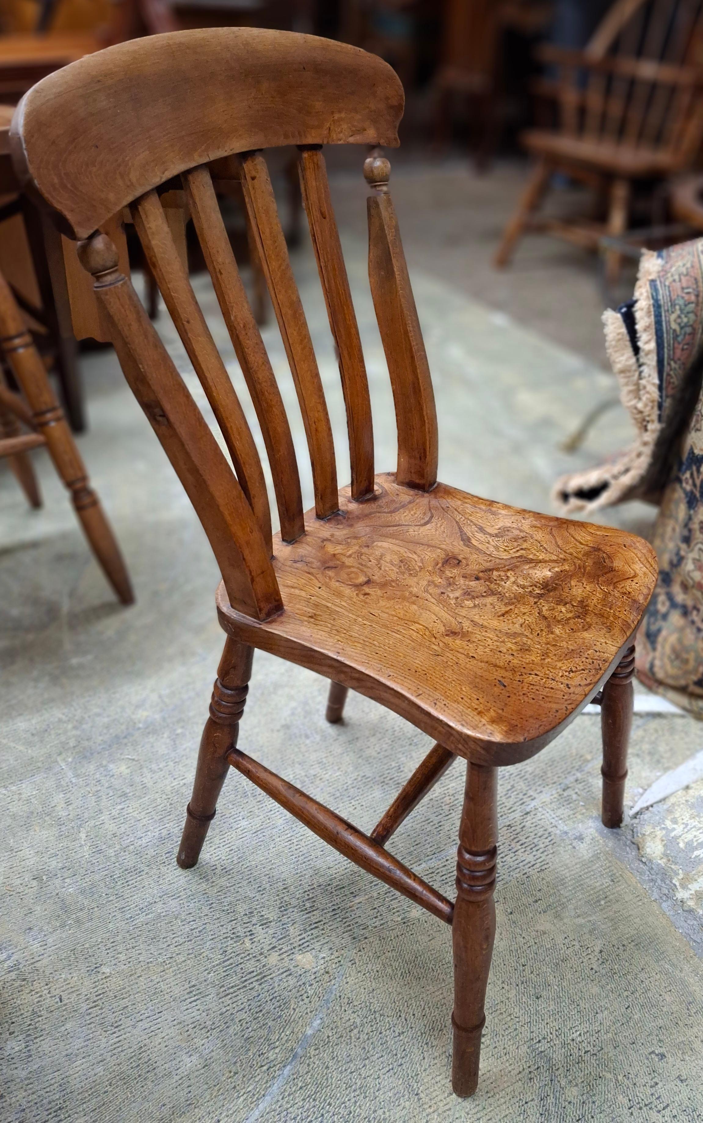 Pair Early American Stained Walnut Side Chairs, 2nd Half 19th Century im Angebot 7