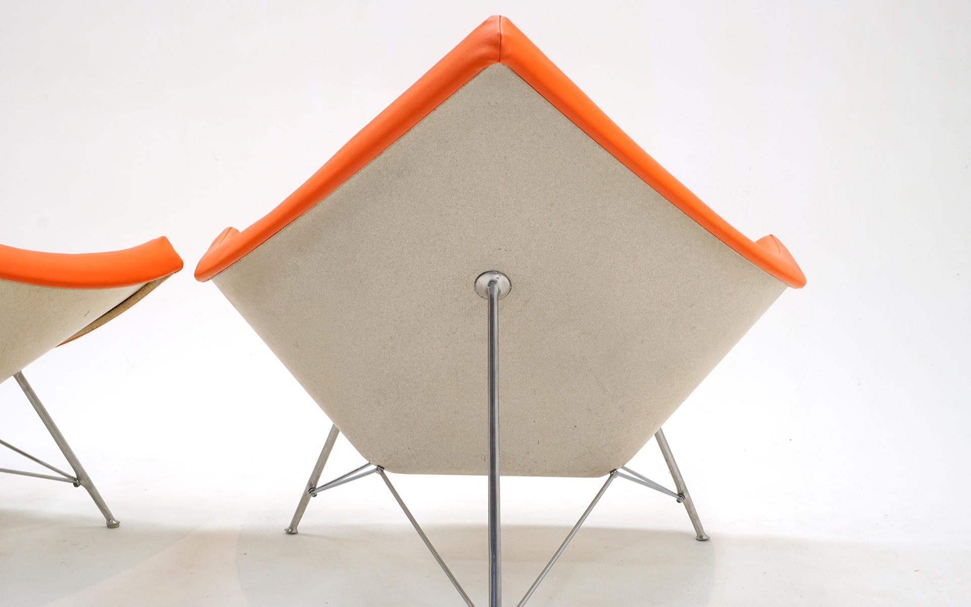 Coppia di sedie in cocco e ottomane di George Nelson per Herman Miller. Ripristinato in vendita 3
