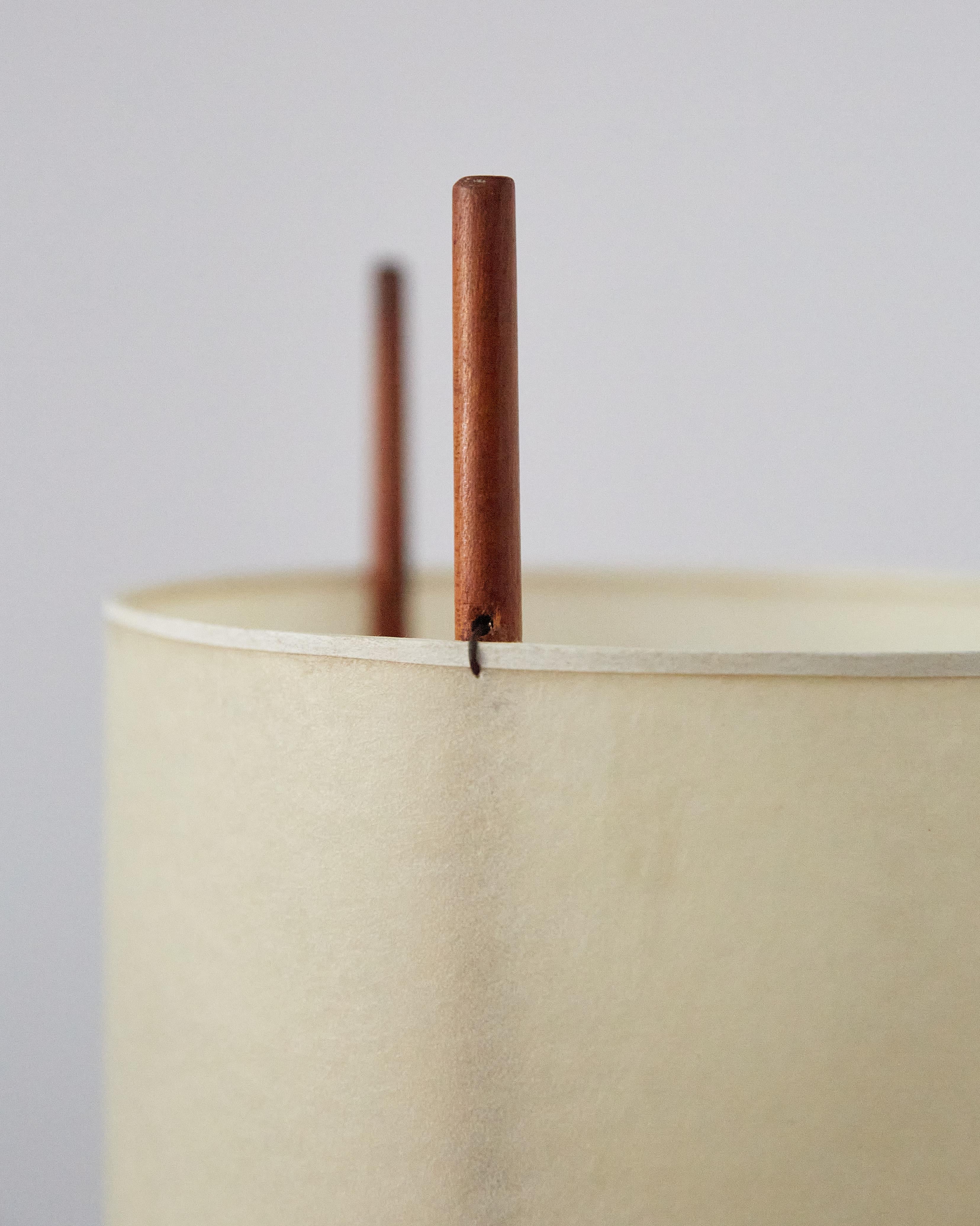 Mid-Century Modern Pair Early Isamu Noguchi for Knoll Model 9 Table Lamps C. 1947
