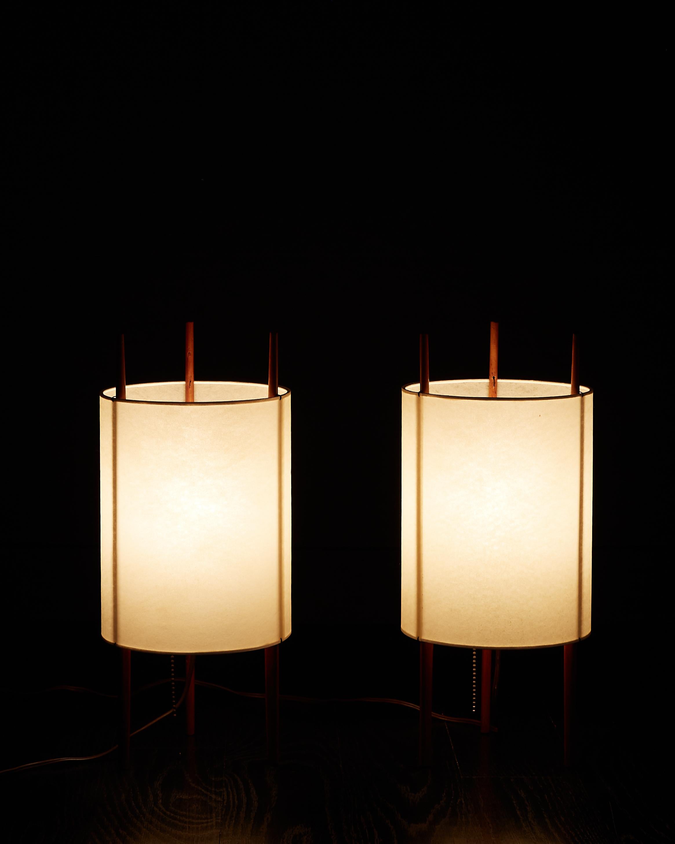 20th Century Pair Early Isamu Noguchi for Knoll Model 9 Table Lamps C. 1947