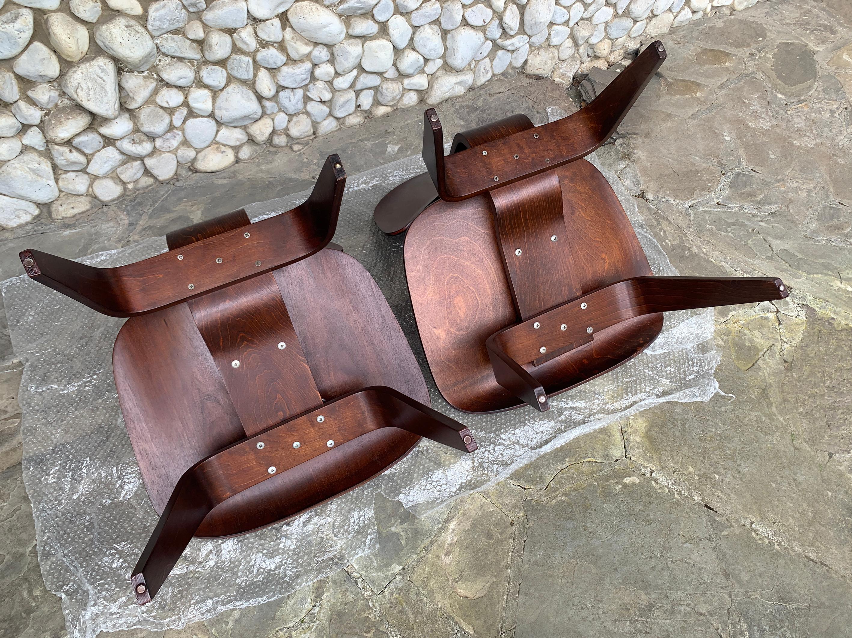 Pair Early LCW Lounge Chairs in Walnut, Charles & Ray Eames Herman Miller 1950s 12