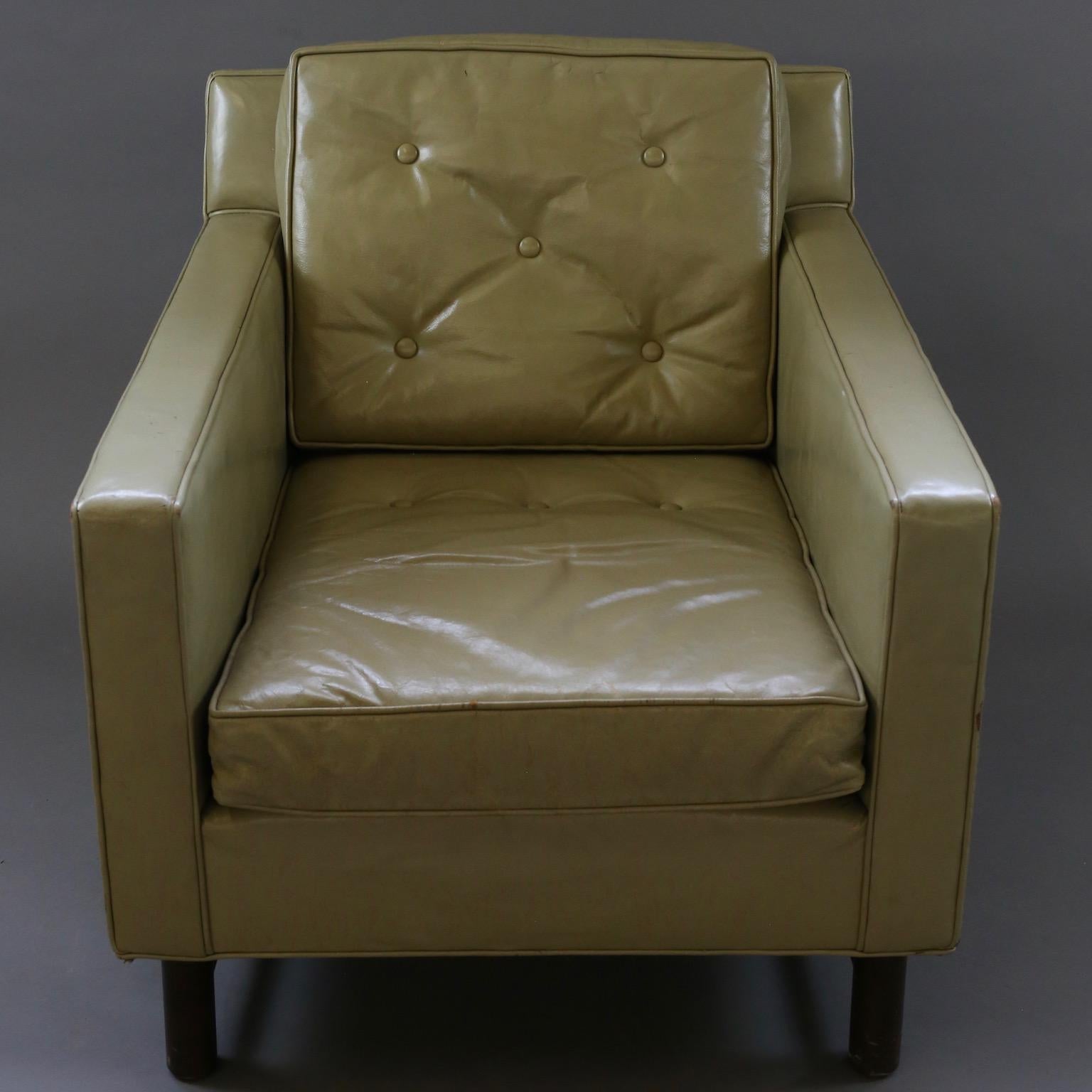 American Pair of Edward Wormley Chairs in Green Leather For Sale