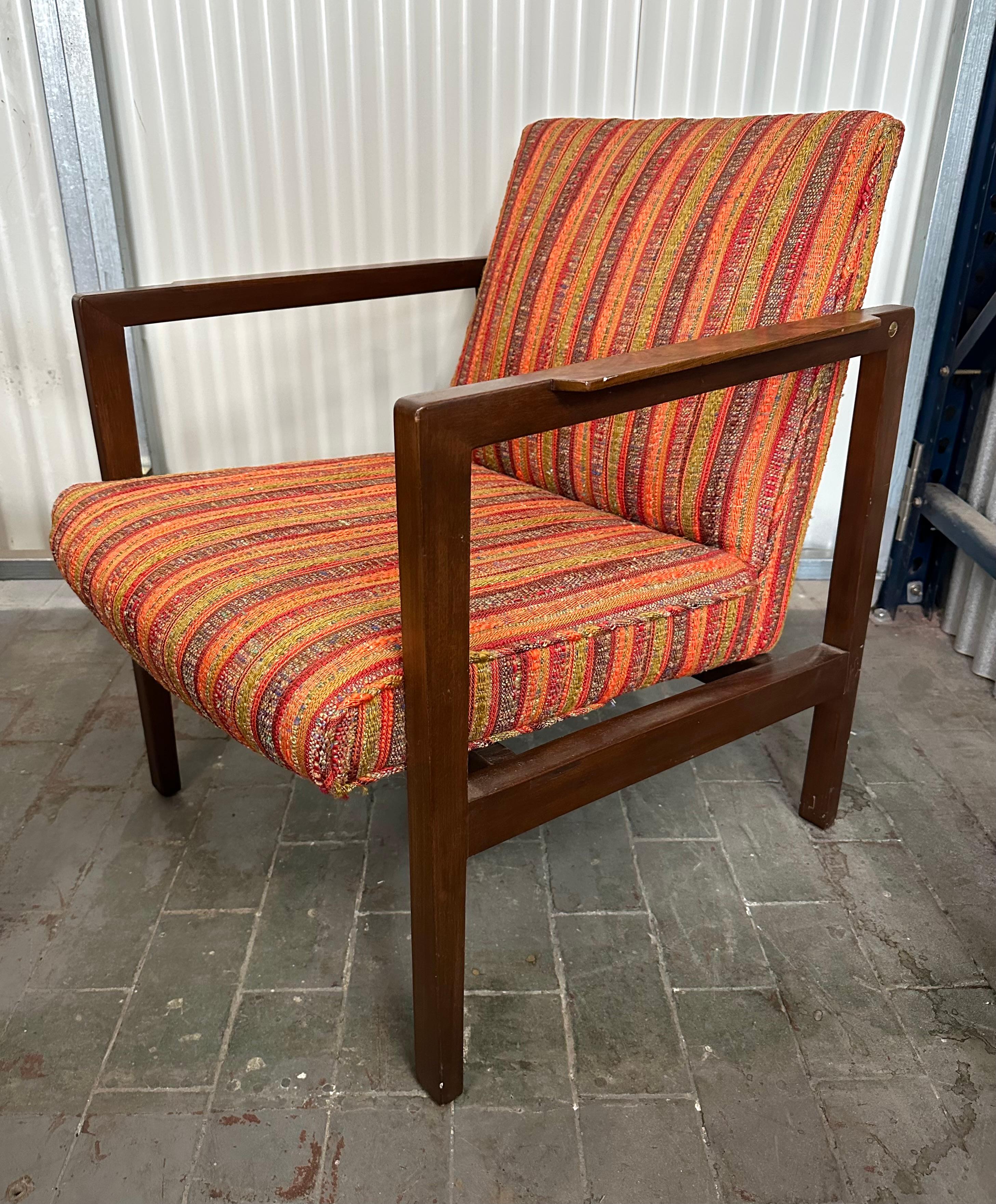 Mid-20th Century Pair Edward Wormley for Dunbar Lounge Chairs Model 406, with Cube Ottoman For Sale