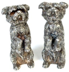 Pair Edwardian Sterling Terrier Salt & Pepper London, Jonathan Howell, 1906/1913
