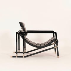 Paar Eileen Gray Ecart International Transat Schwarz Leder Lounge Stühle