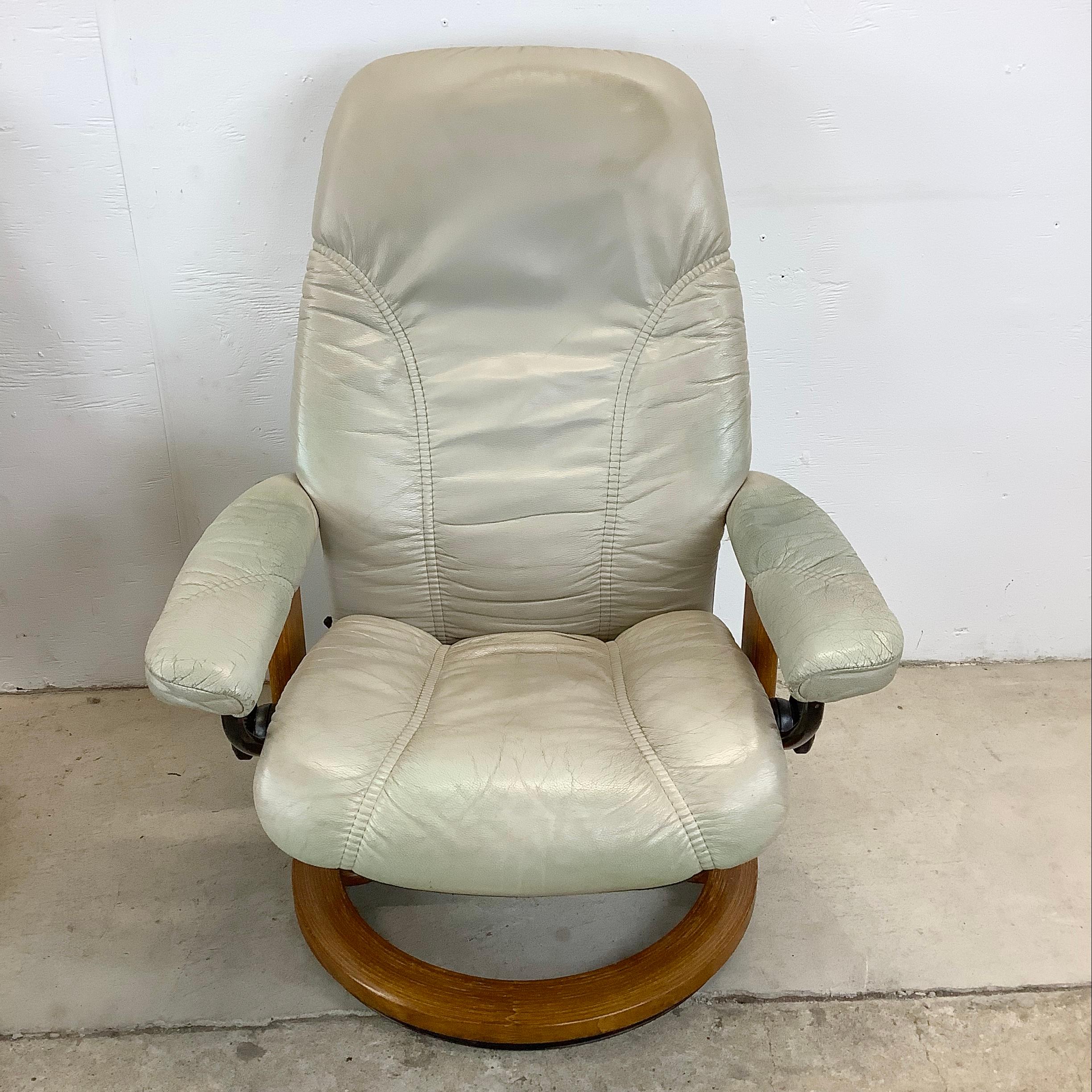 Upholstery Pair Ekornes Stressless Swivel Chairs with Ottoman