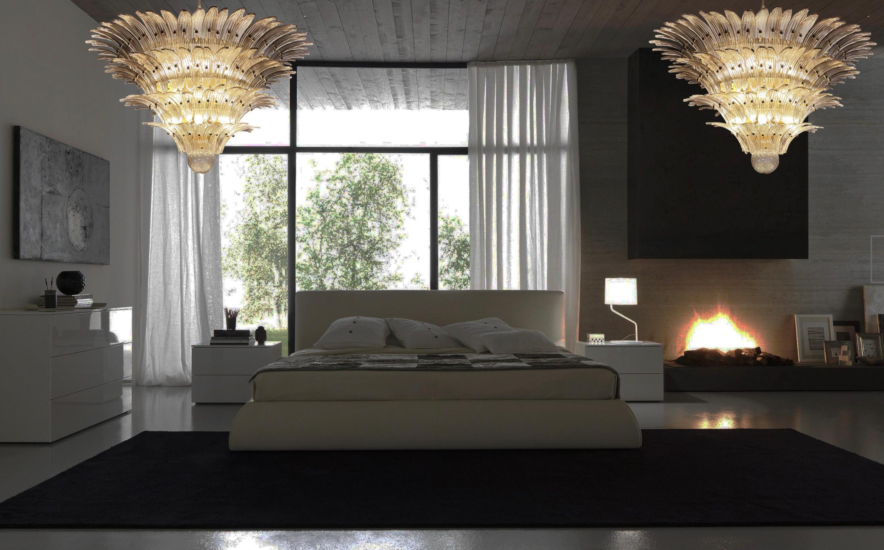 Pair Palmette ceiling lights made by 163 Murano smoked glasses in a gold metal frame. Murano blown glass in a traditional way. Structure in gold colored metal.
Period: 1980s
Dimensions: 55,10 inches (140cm) height with chain; 31,50 inches (80 cm)