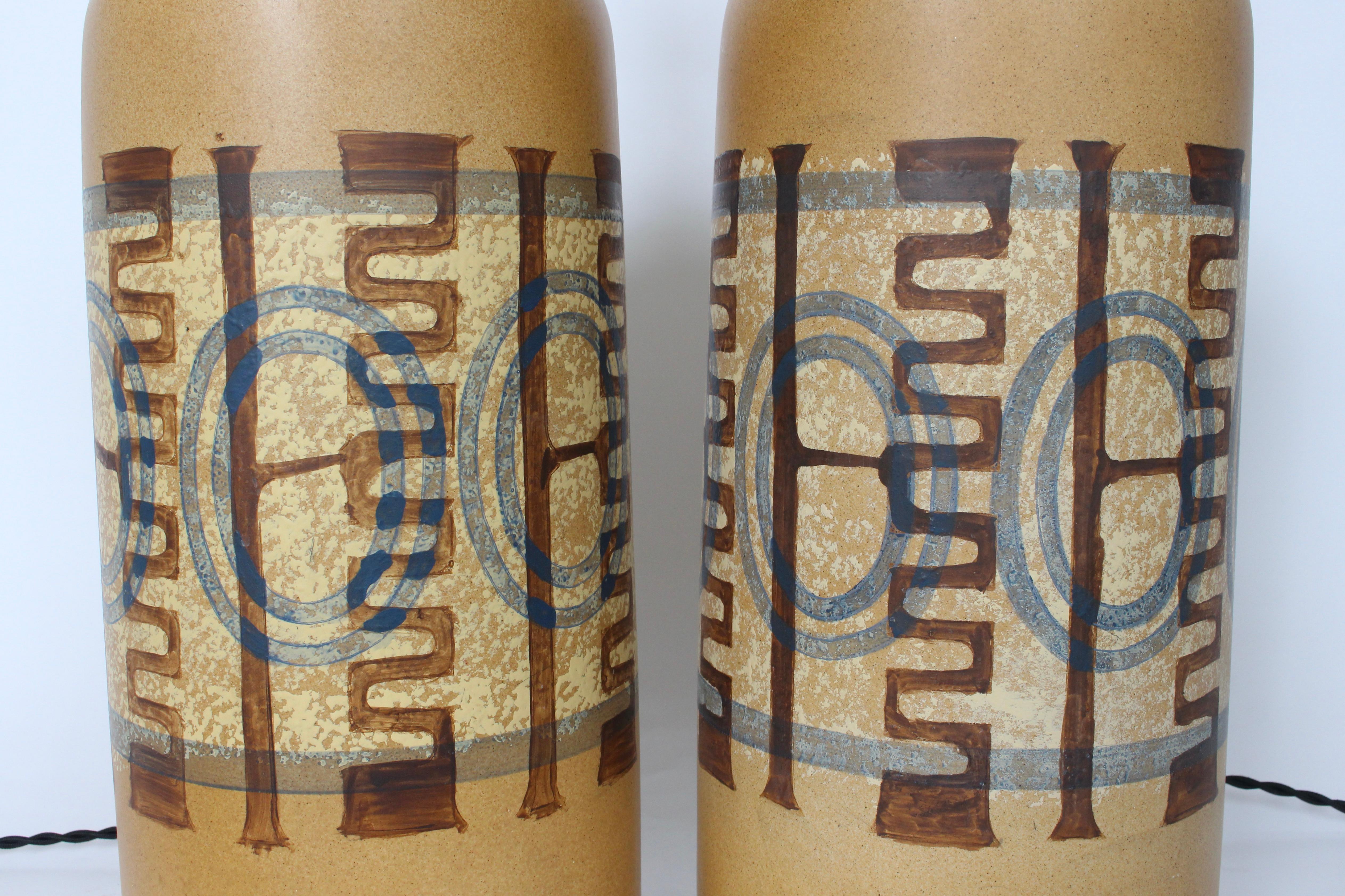 Pair Elspeth Cohen for Lapid Pottery Patterned Mustard Table Lamps, 1960s For Sale 2