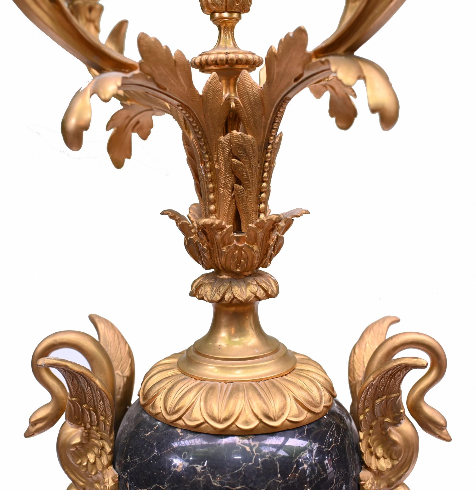 Paar vergoldete Empire-Kandelaber, Marmorurnen, 1870, Französische Antiquitäten im Angebot 7
