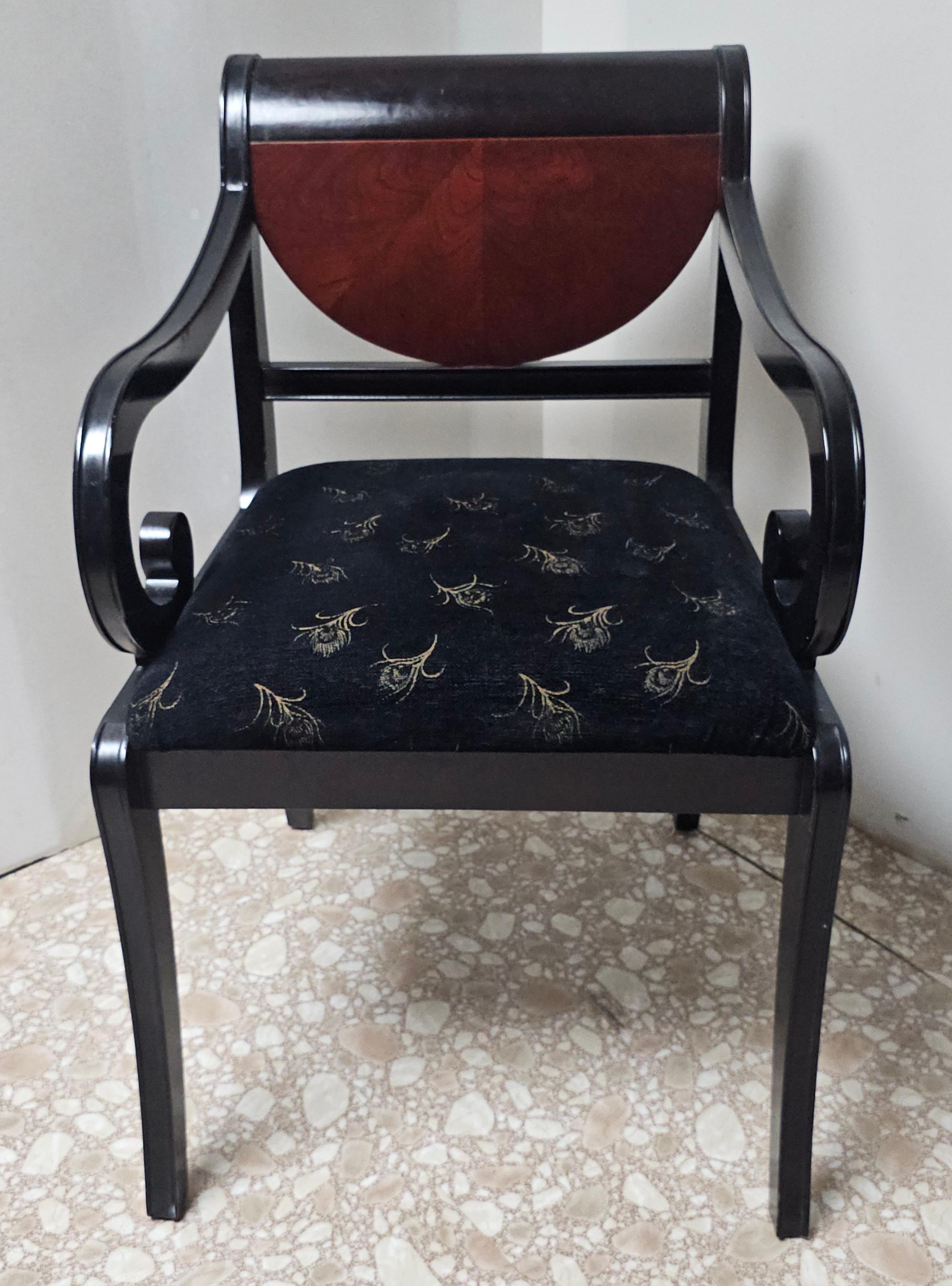 Paar Empire-Stil emailliert  und mit Samt gepolsterte Scroll-Sessel im Angebot 3