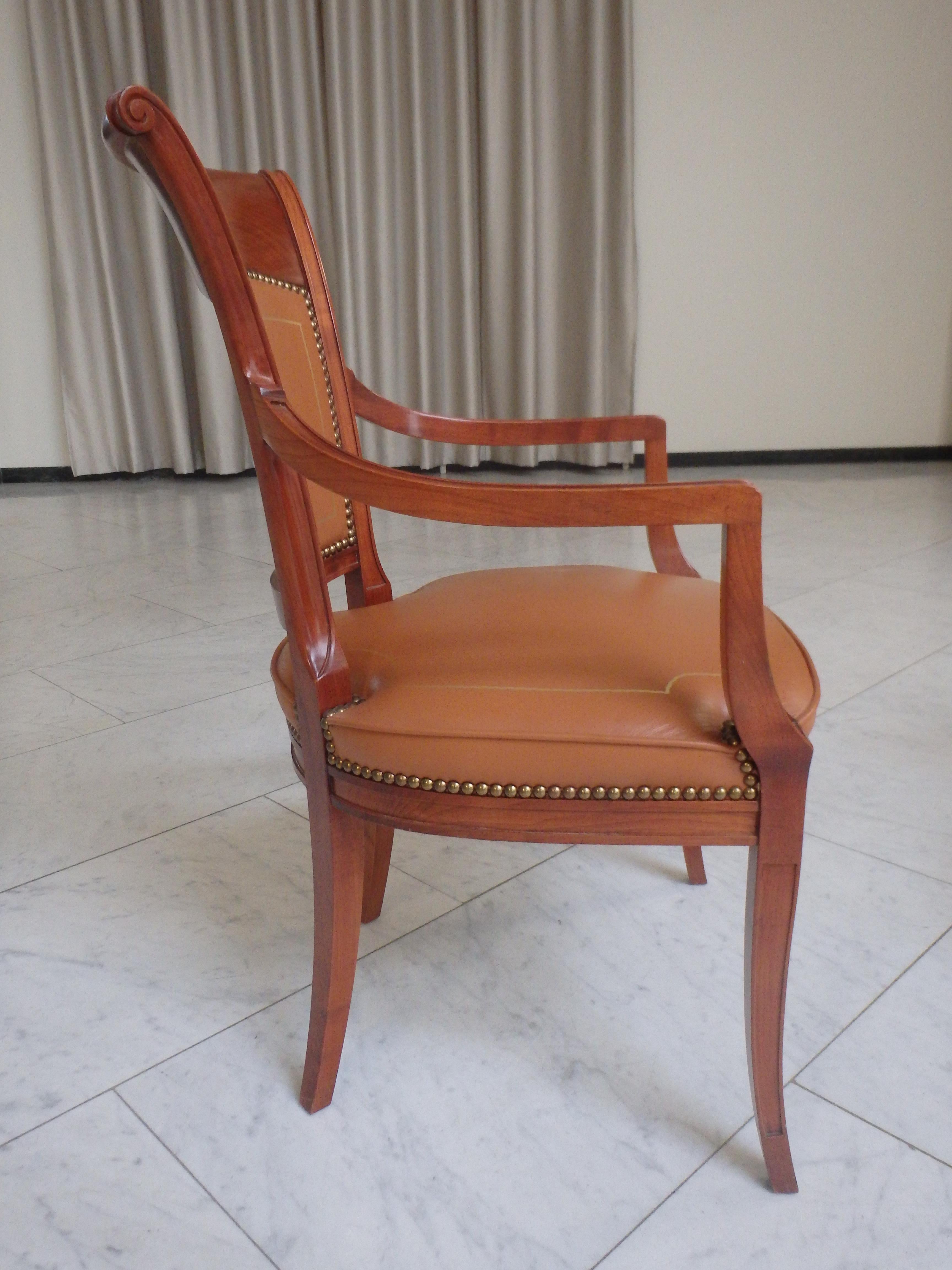Pair Empire Style leather armchairs In Good Condition For Sale In Weiningen, CH