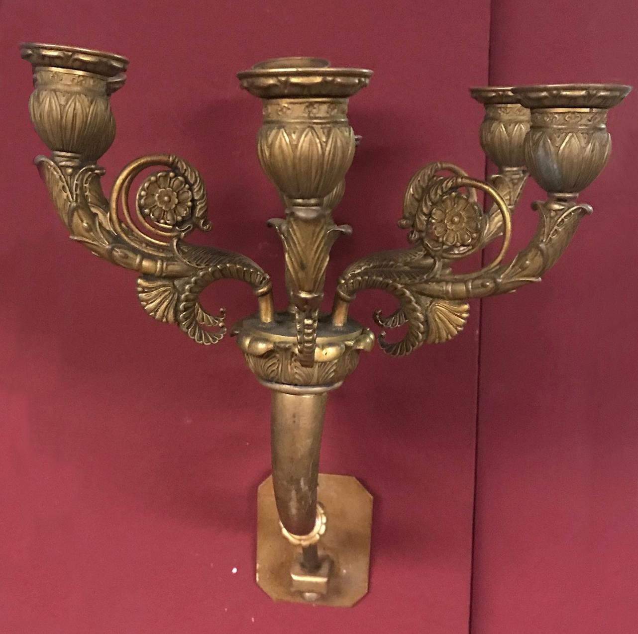 Paire d'appliques de style Empire en bronze doré, XIXe siècle Bon état - En vente à Cypress, CA