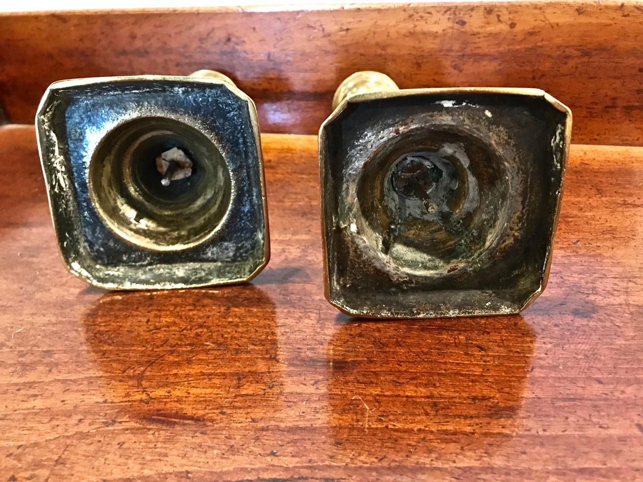 Pair of English 19th Century Brass Push-Up Candlesticks 1