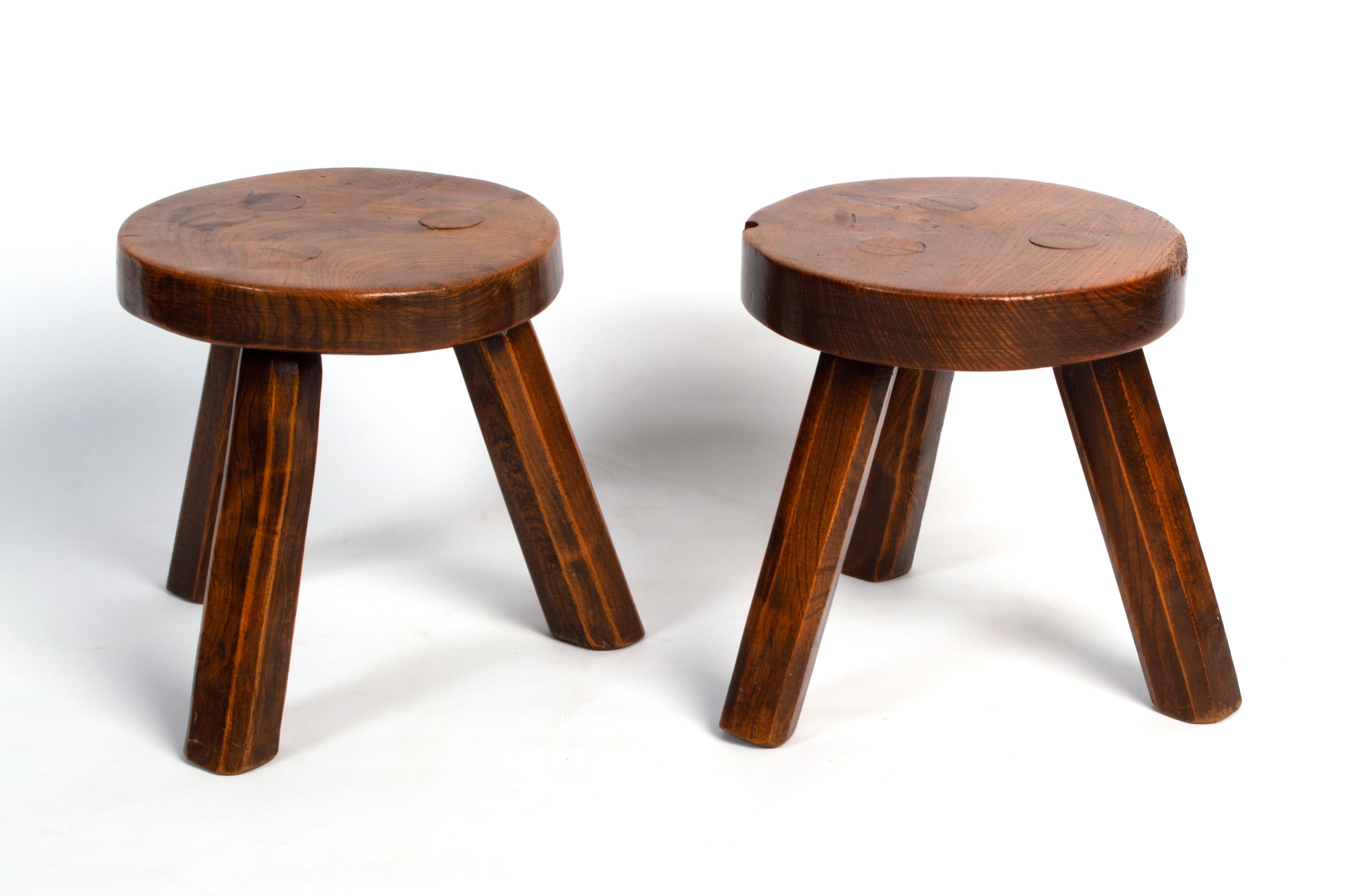 Pair English Arts & Crafts Elm Cricket Stools, circa 1950.

In very good condition commensurate of age.

.