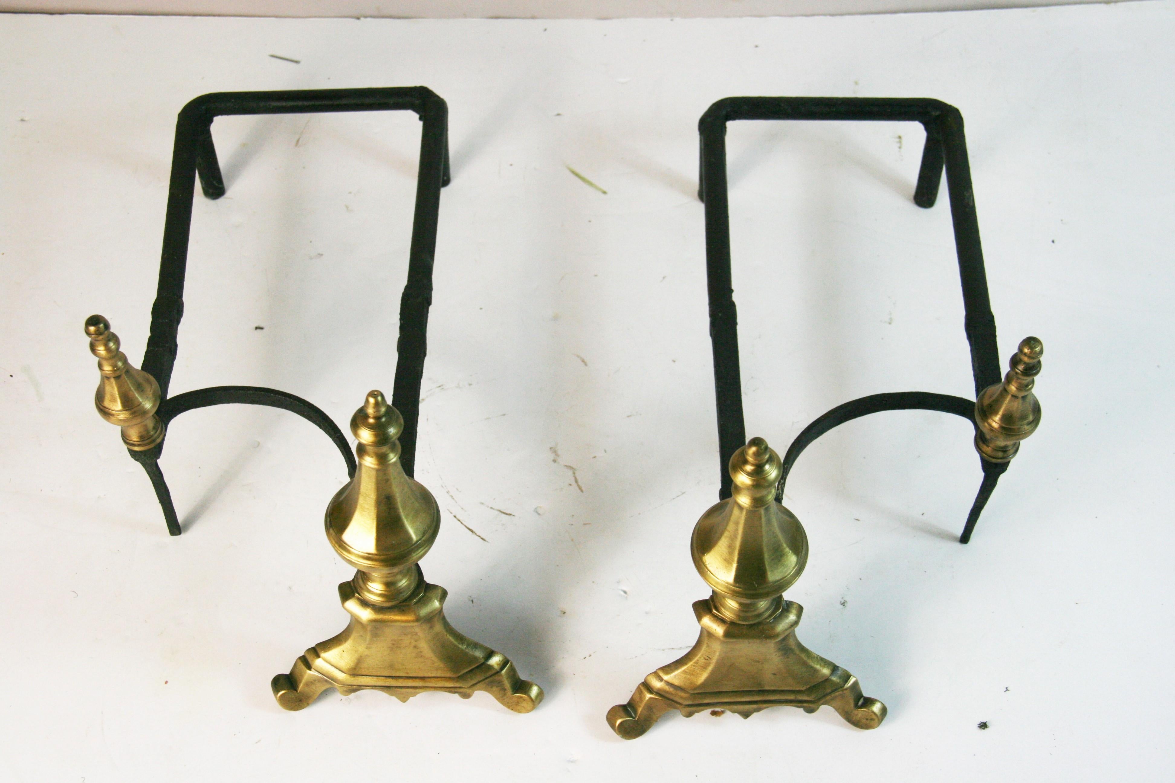 Ottone Coppia di Androni inglesi in ottone e ferro Hand Made in vendita