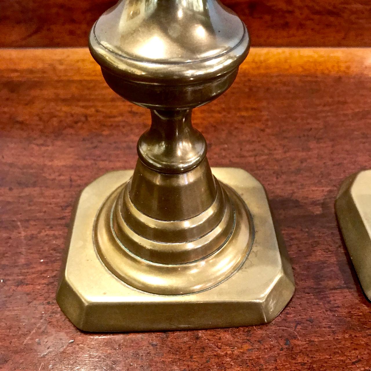 Pair of  19th Century English Brass Push-Up Candlesticks, In Good Condition In Pasadena, CA