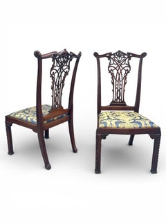 Paire de chaises d'appoint en acajou de style Chippendale, vers 1890