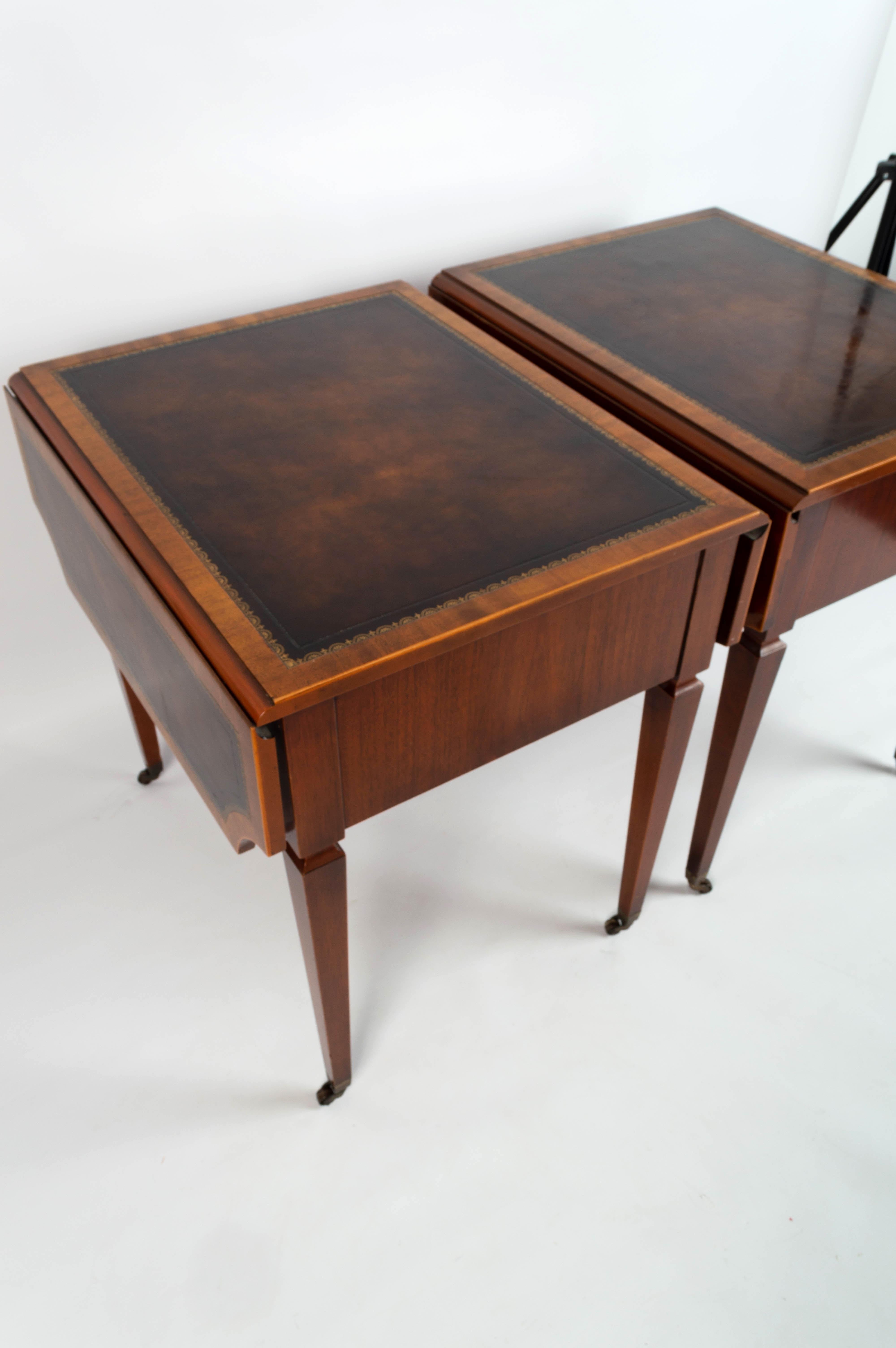 Pair English Georgian 18th Century Revival Leather Inset Drop Leaf Sofa Tables For Sale 8