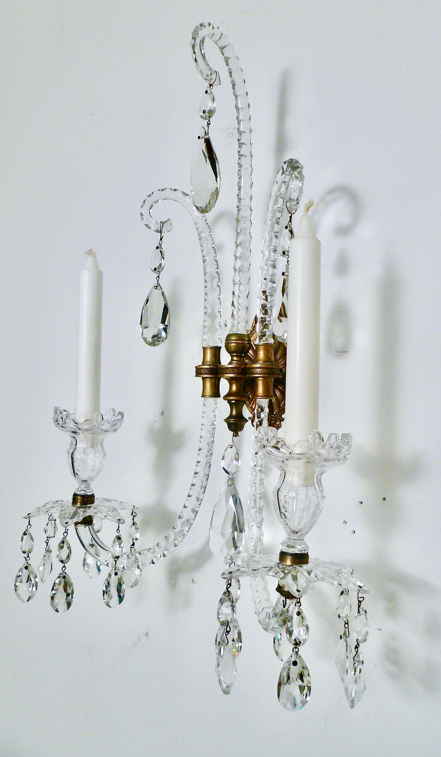 Pair English Georgian Style Cut Crystal Sconces Attributed to Moses Lafount For Sale 7