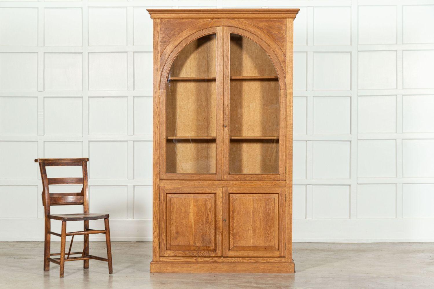 Pair English Oak Arched Glazed Bookcase Cabinets For Sale 2